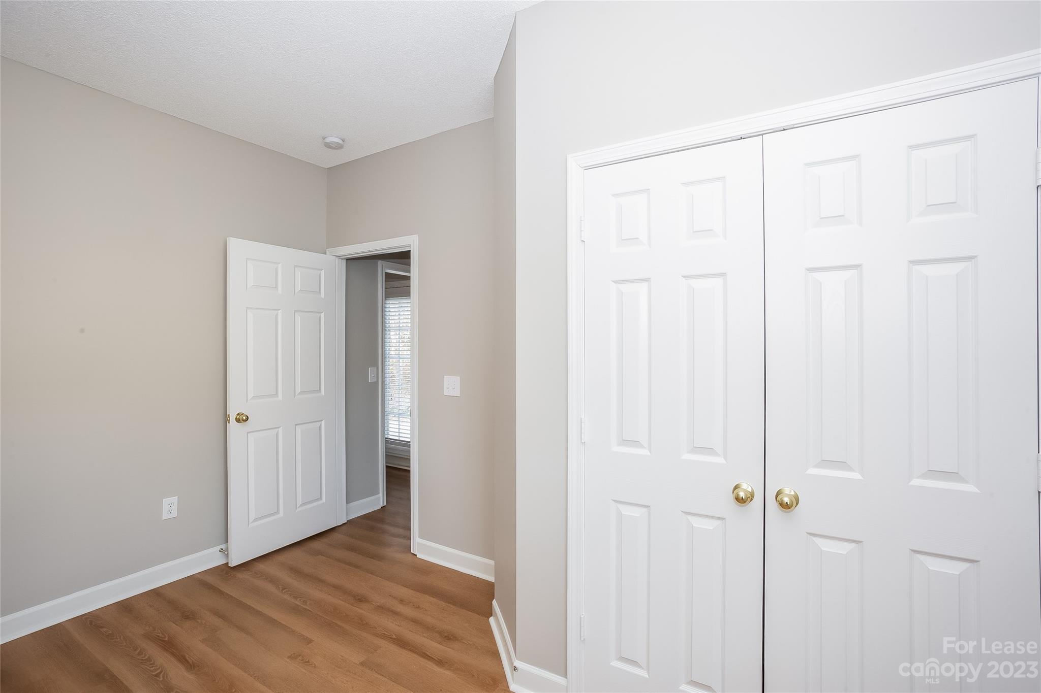 Unknown - Residential Lease