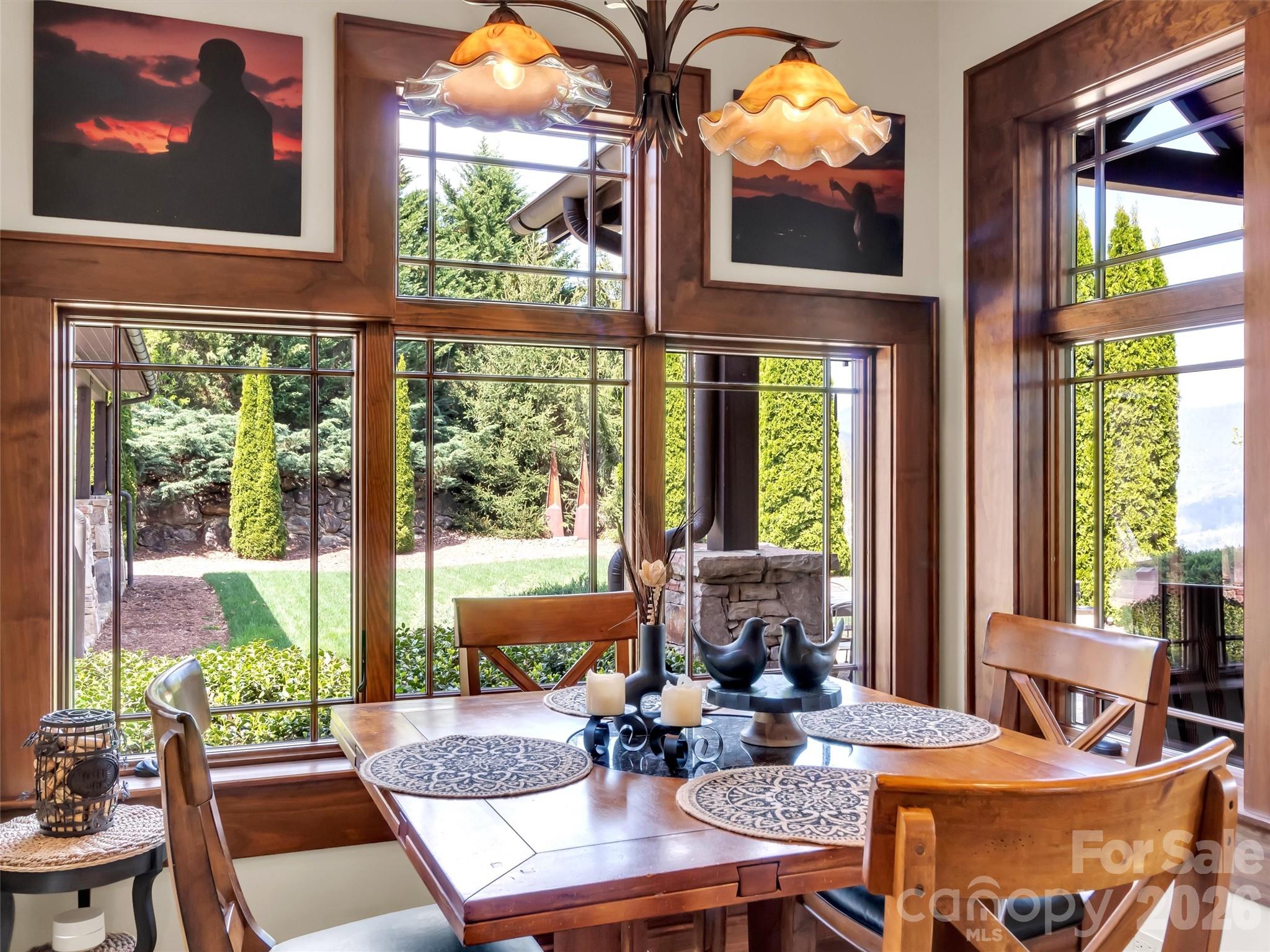 SANCTUARY COVE - Residential