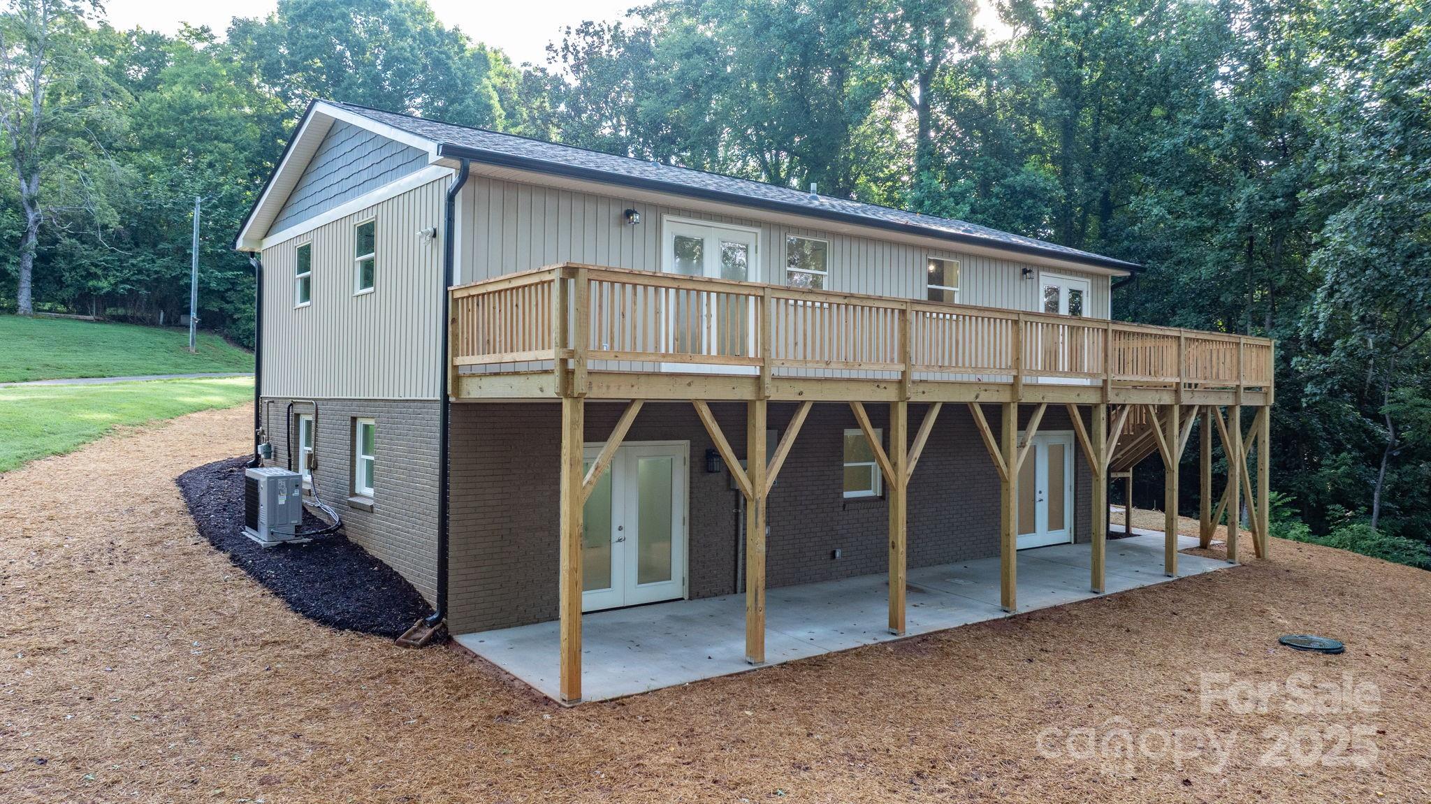 5626 Mountainside Court