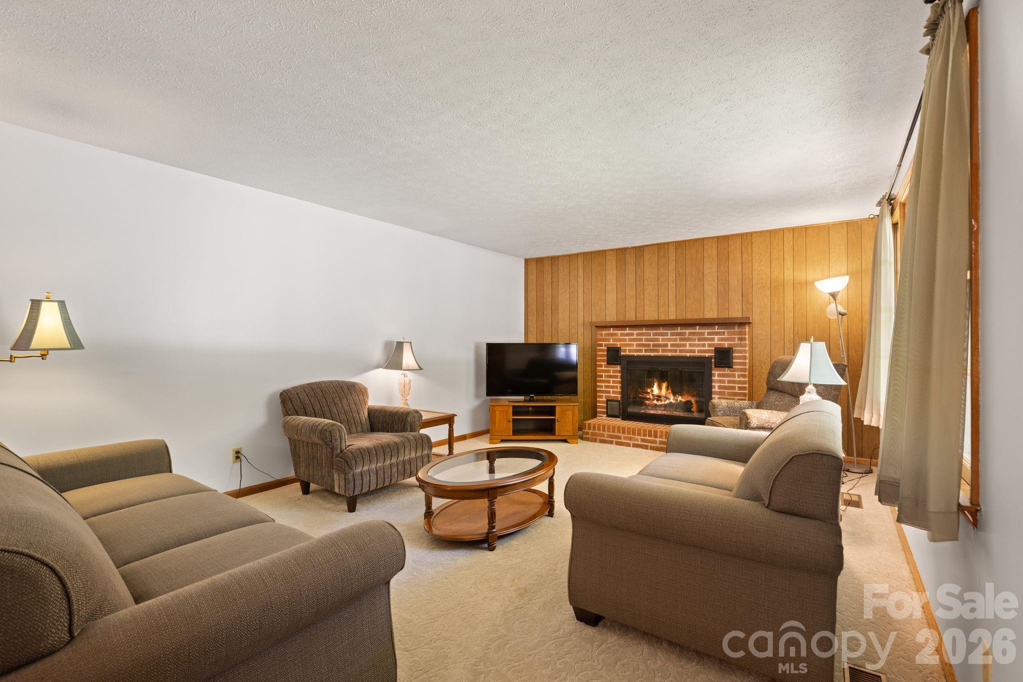 1450 Howard Gap Road