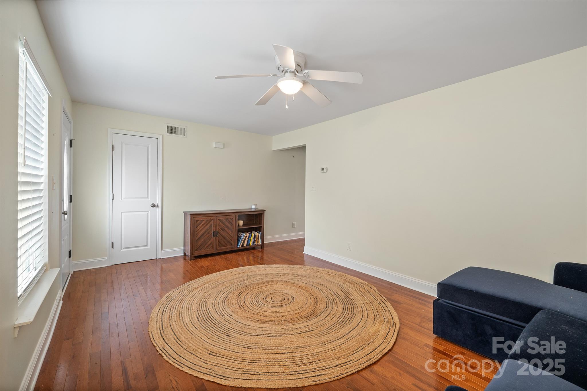 949 Evergreen Lane