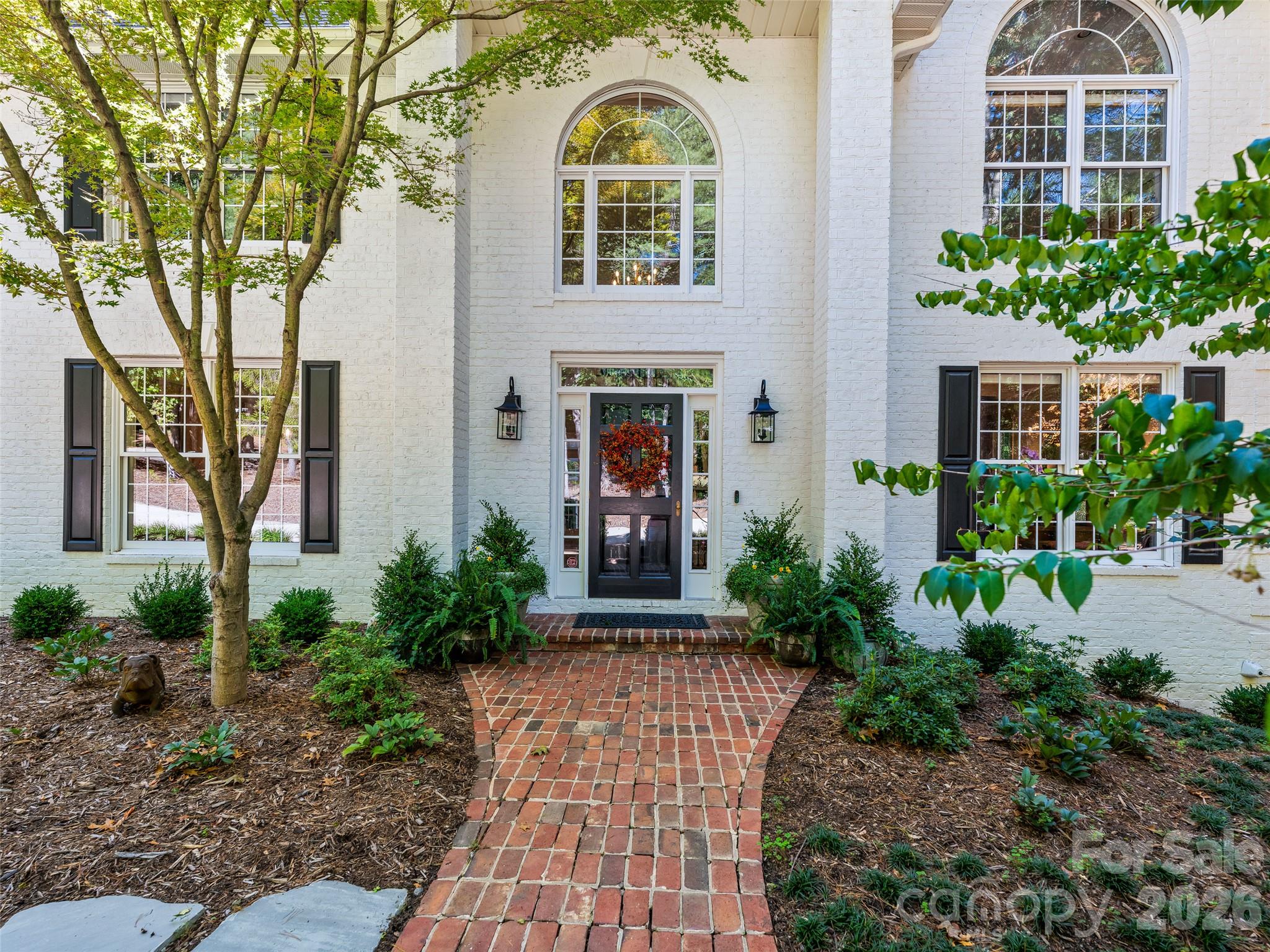 12 Dunnwoody Drive