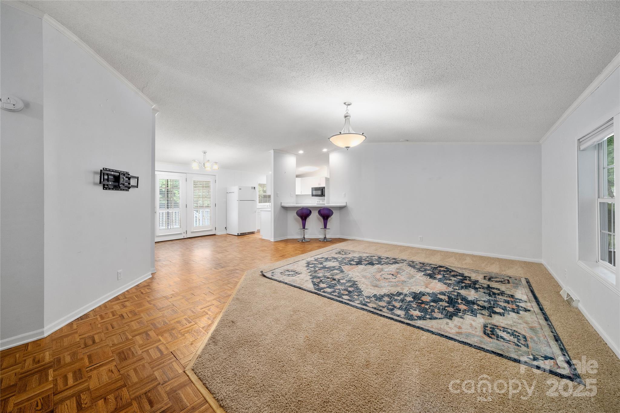 3 Double Oaks Drive