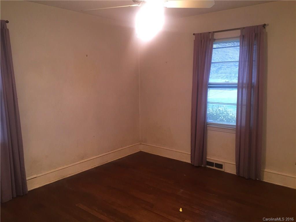 Medford Acres - Residential