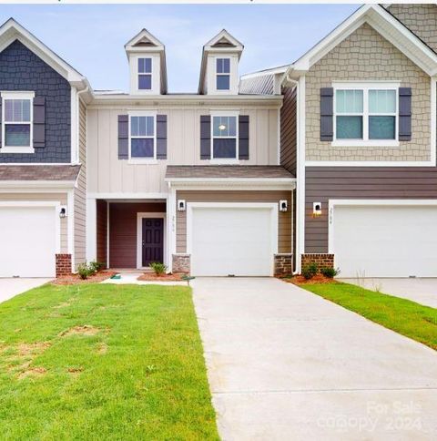 Townhouse in Concord NC 2786 Yeager Drive.jpg