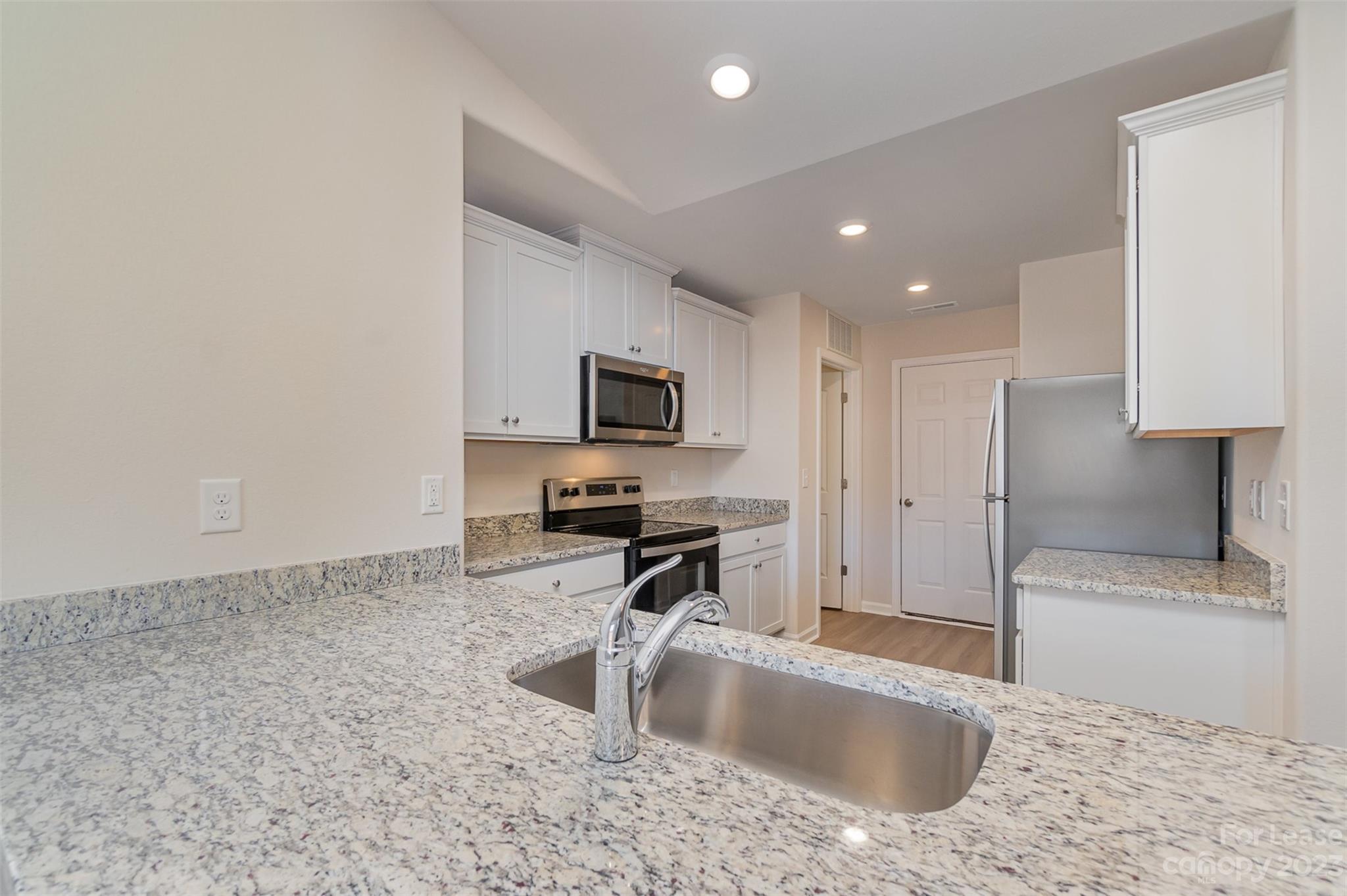 McKee Creek Village - Residential Lease