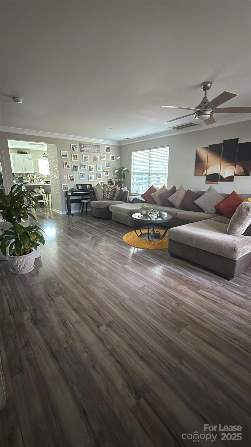 18506 Oakhurst Boulevard