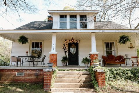 208 Locust Street Kannapolis NC 28081