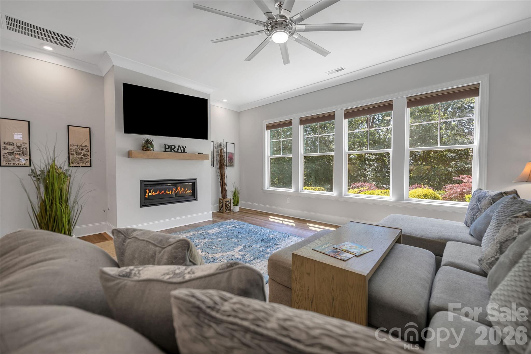 McLean - South Shore - Residential