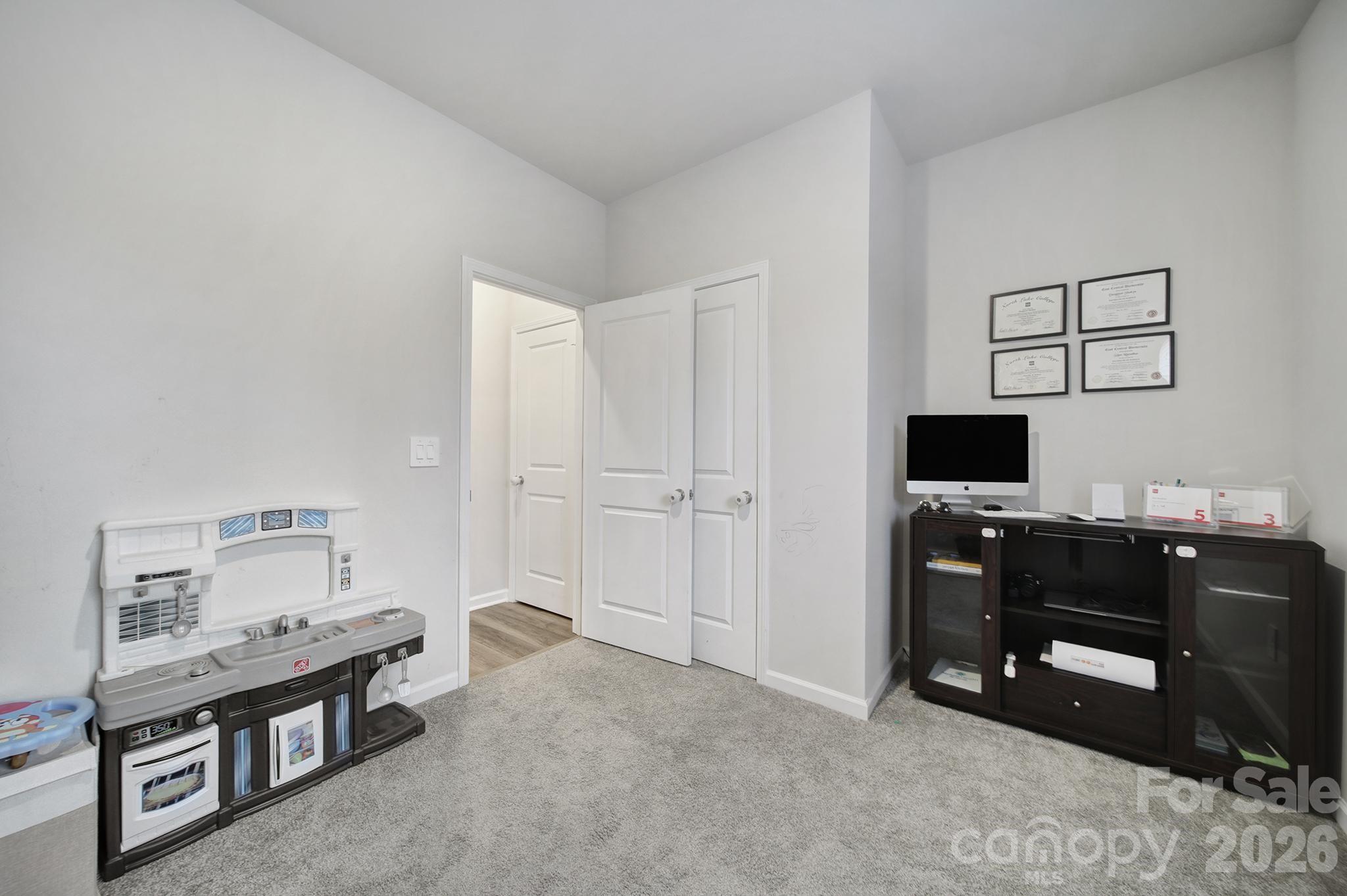 3900 Backwater Street