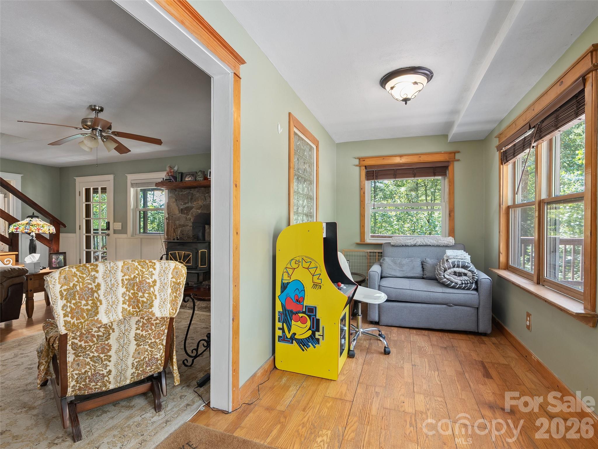 885 Rustic Heights Road