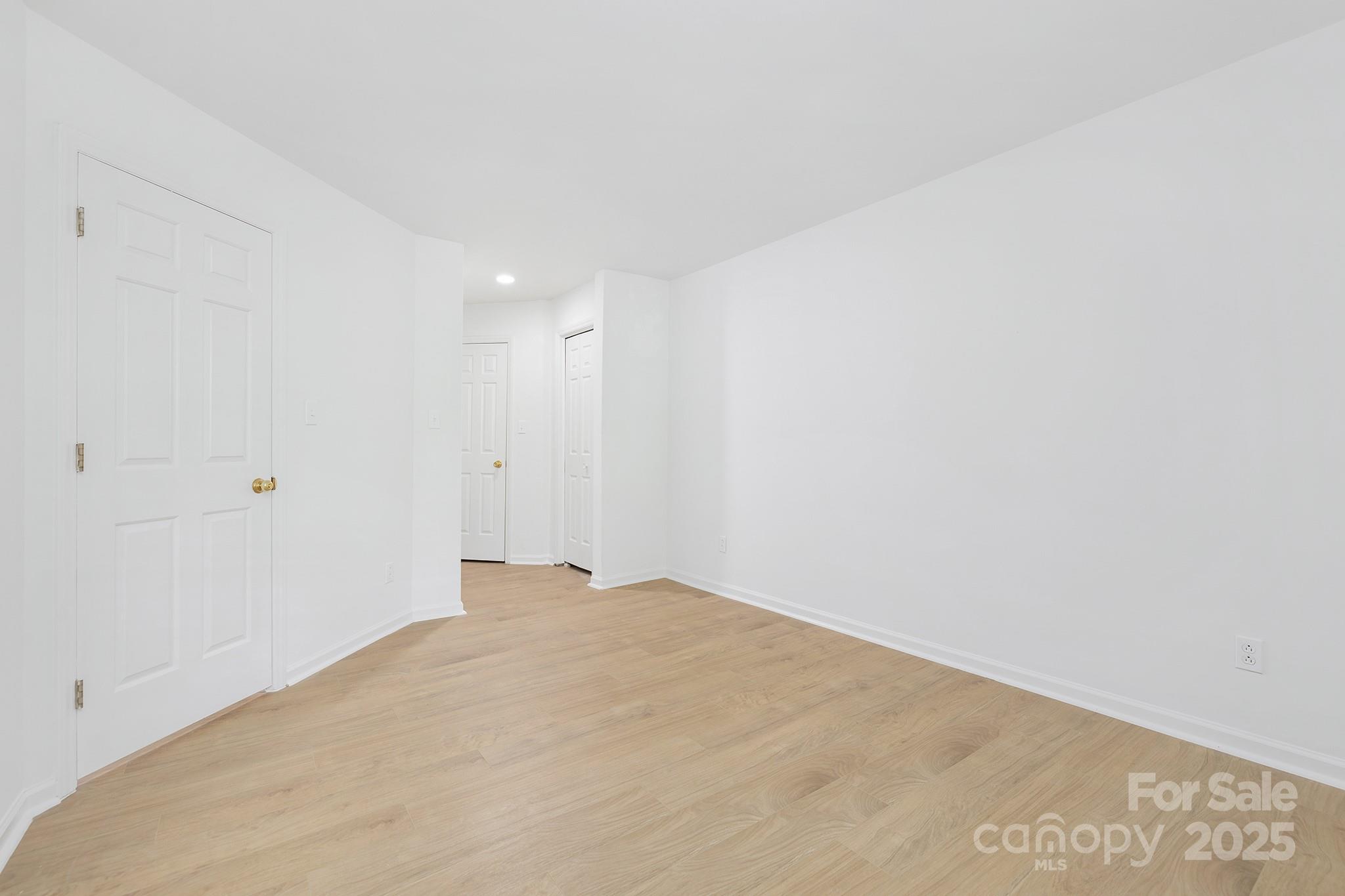 Bennington Woods - Residential