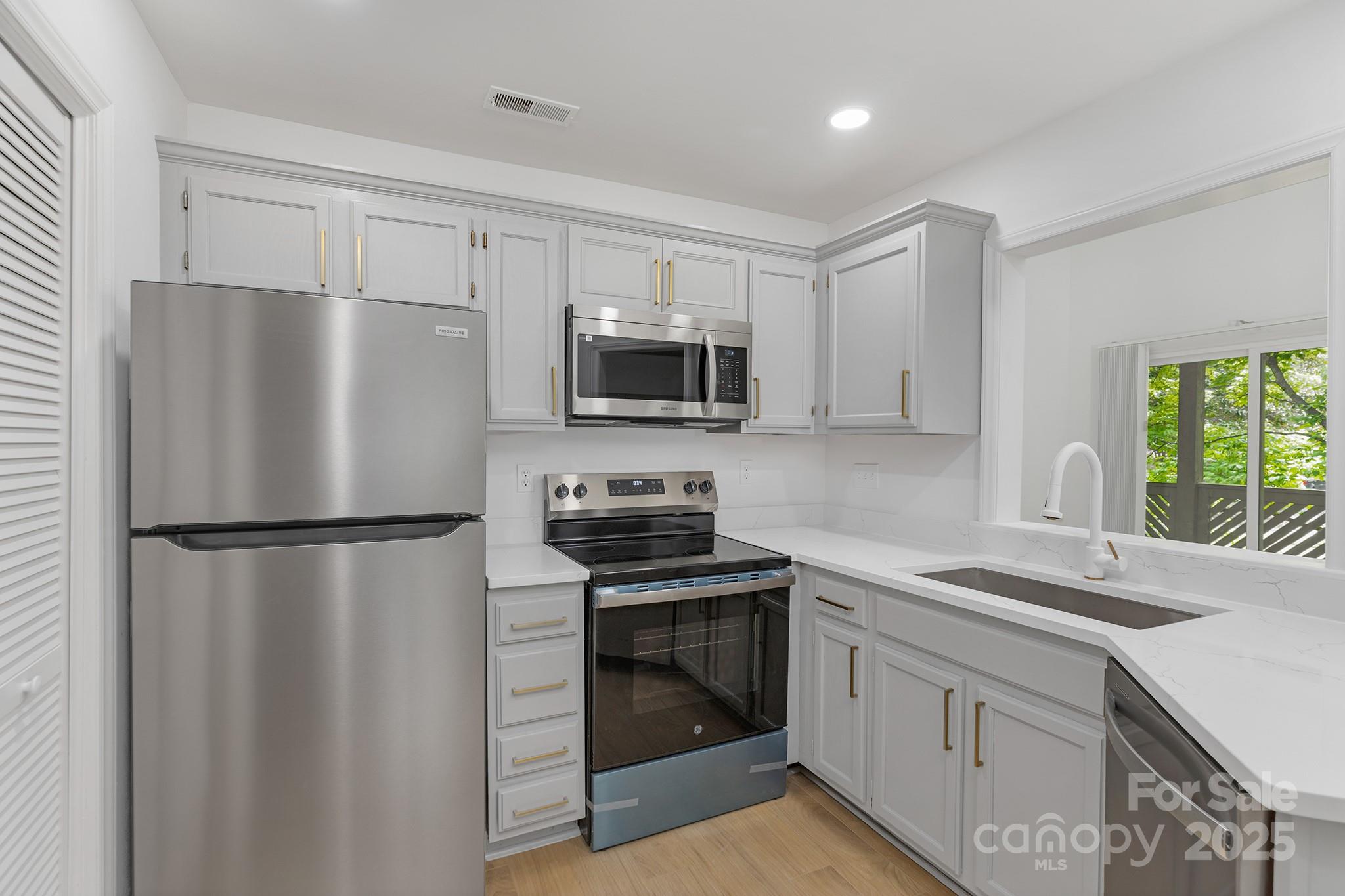 Bennington Woods - Residential