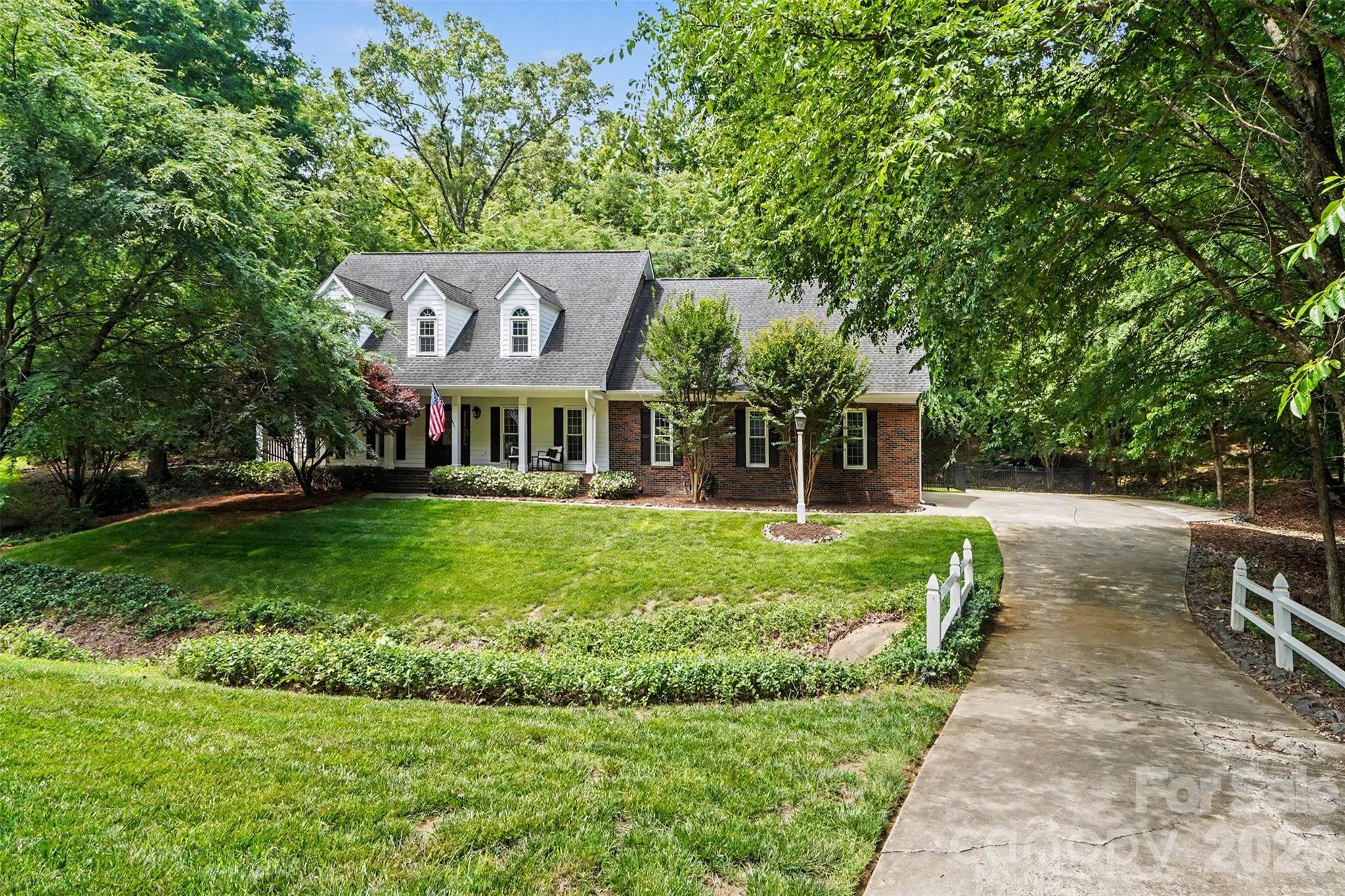 6128 Lake Providence Lane