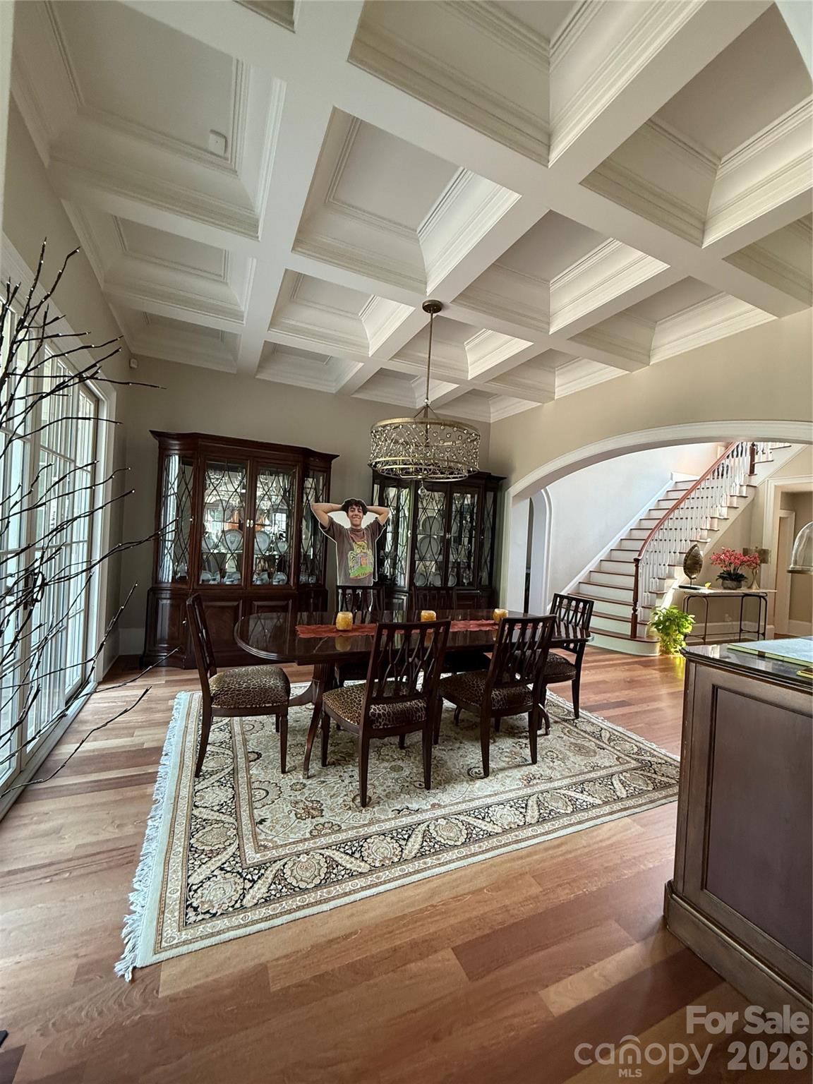 450 Greywalls Lane