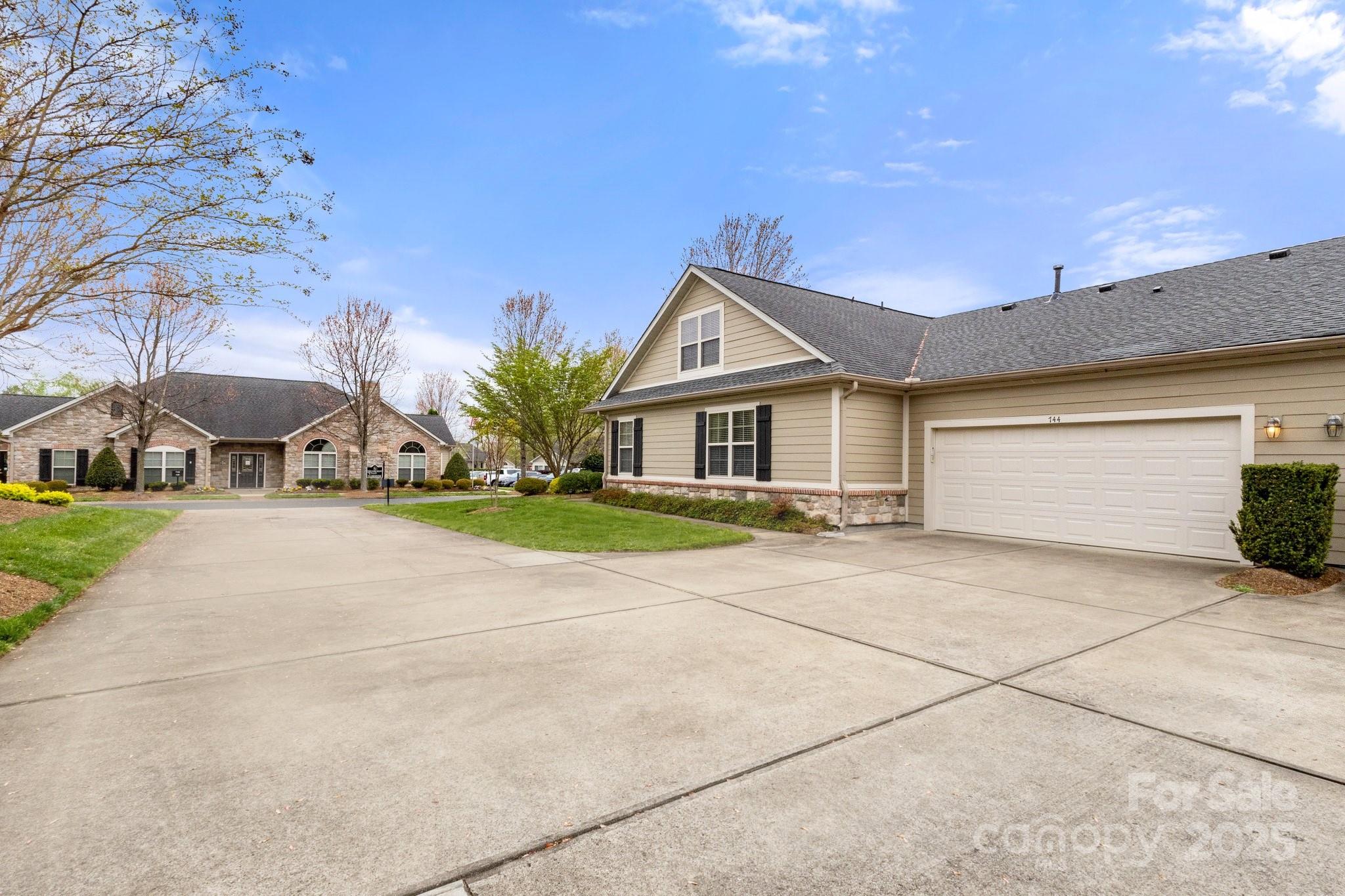 Stonecrest Villas of Tega Cay - Residential