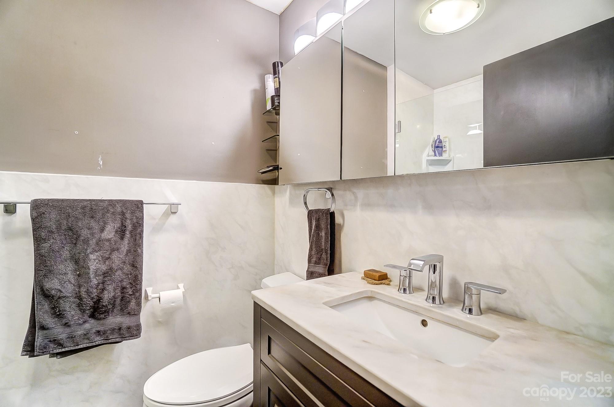 Queens Towers - Residential