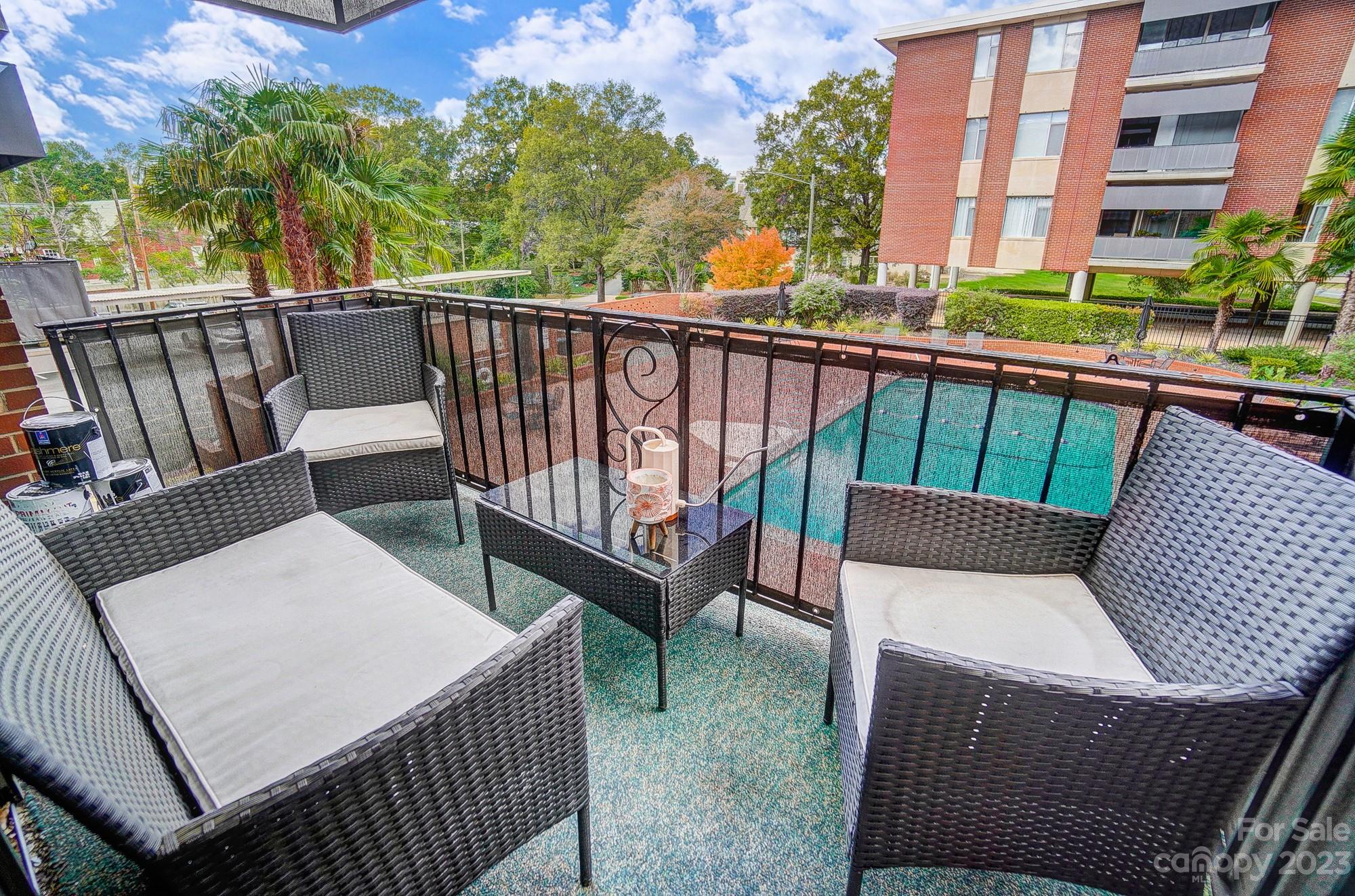 Queens Towers - Residential