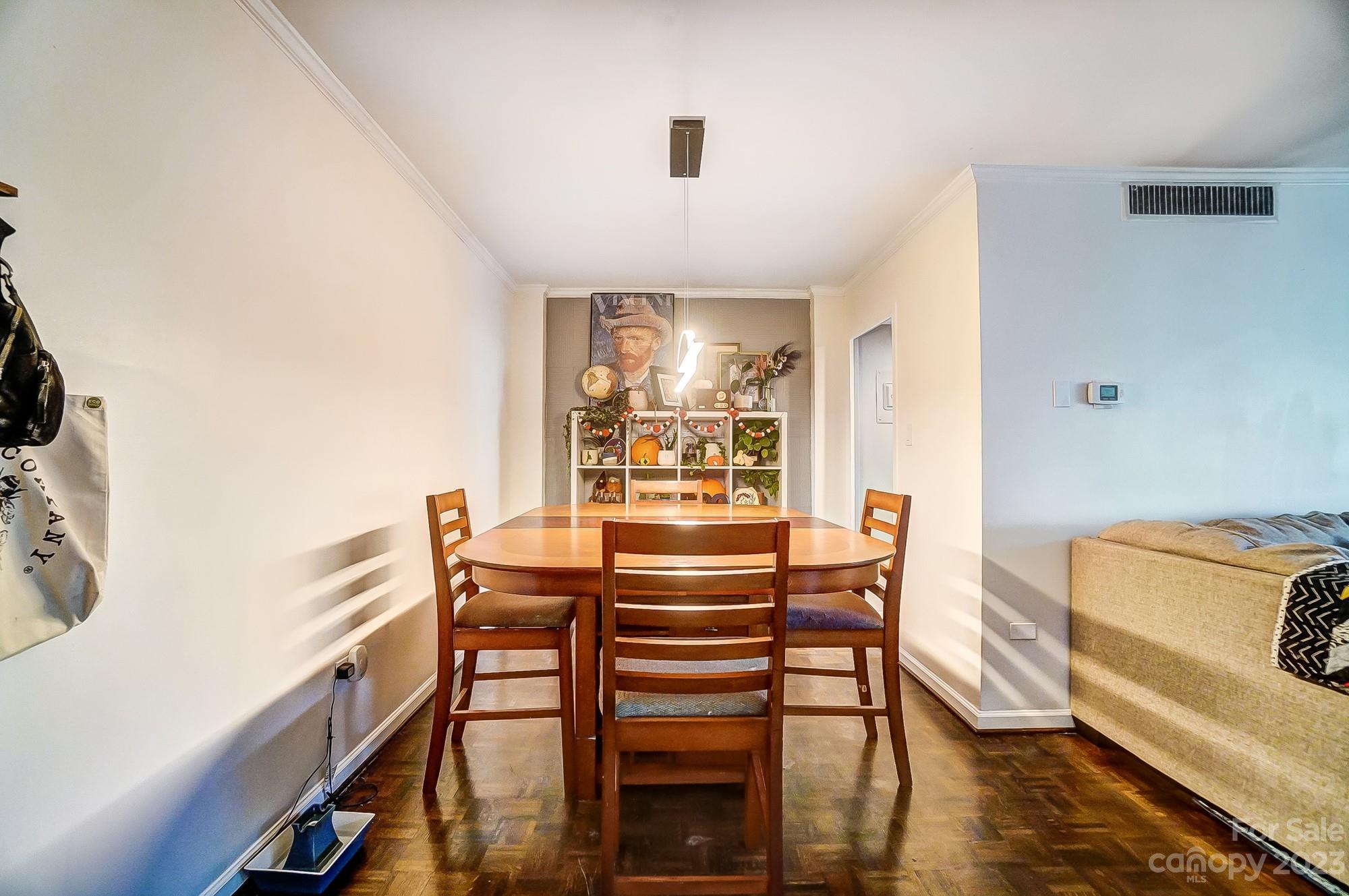 Queens Towers - Residential