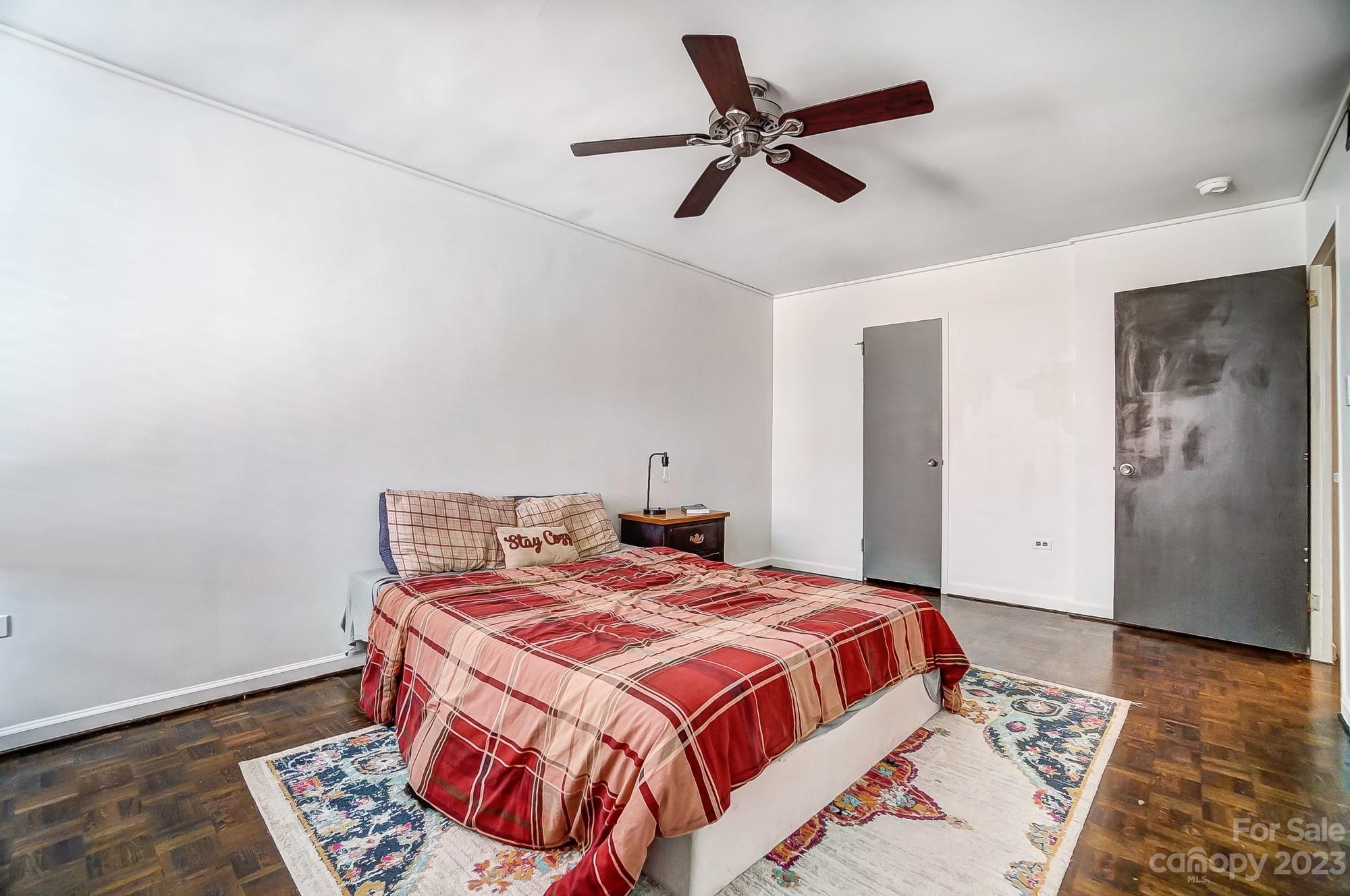 Queens Towers - Residential