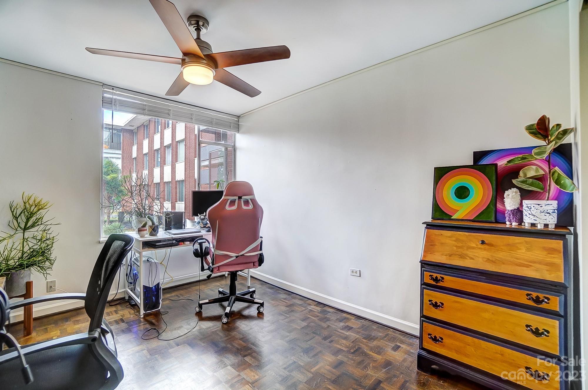 Queens Towers - Residential