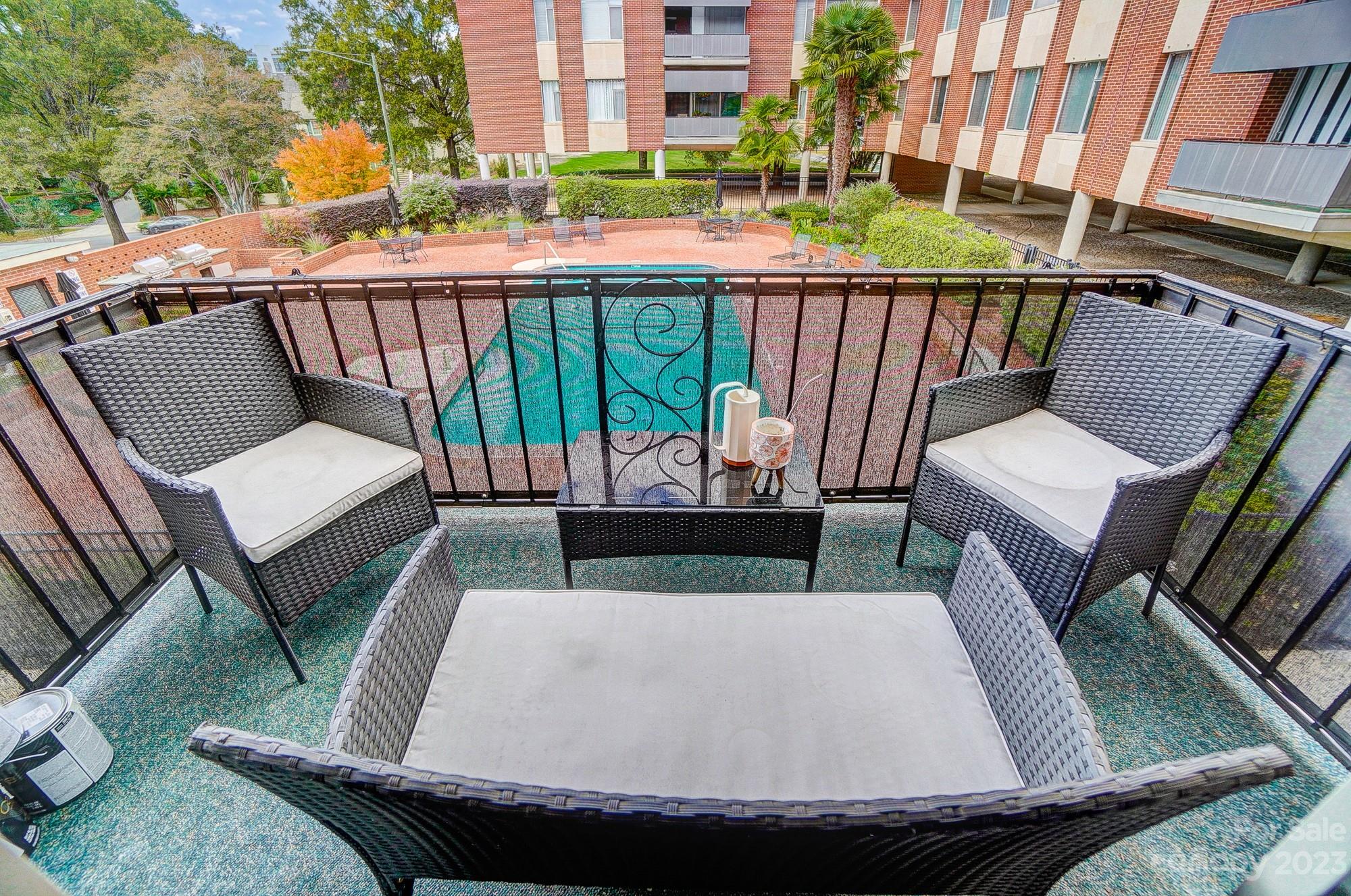 Queens Towers - Residential