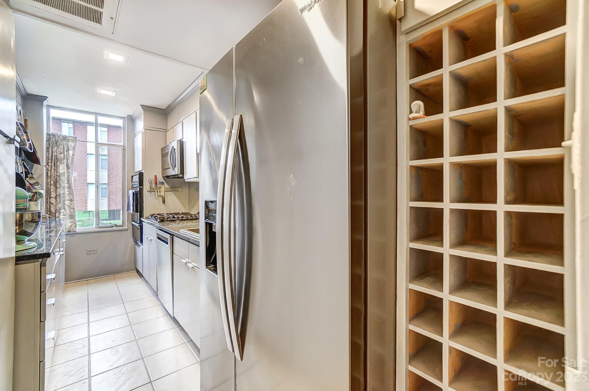 Queens Towers - Residential