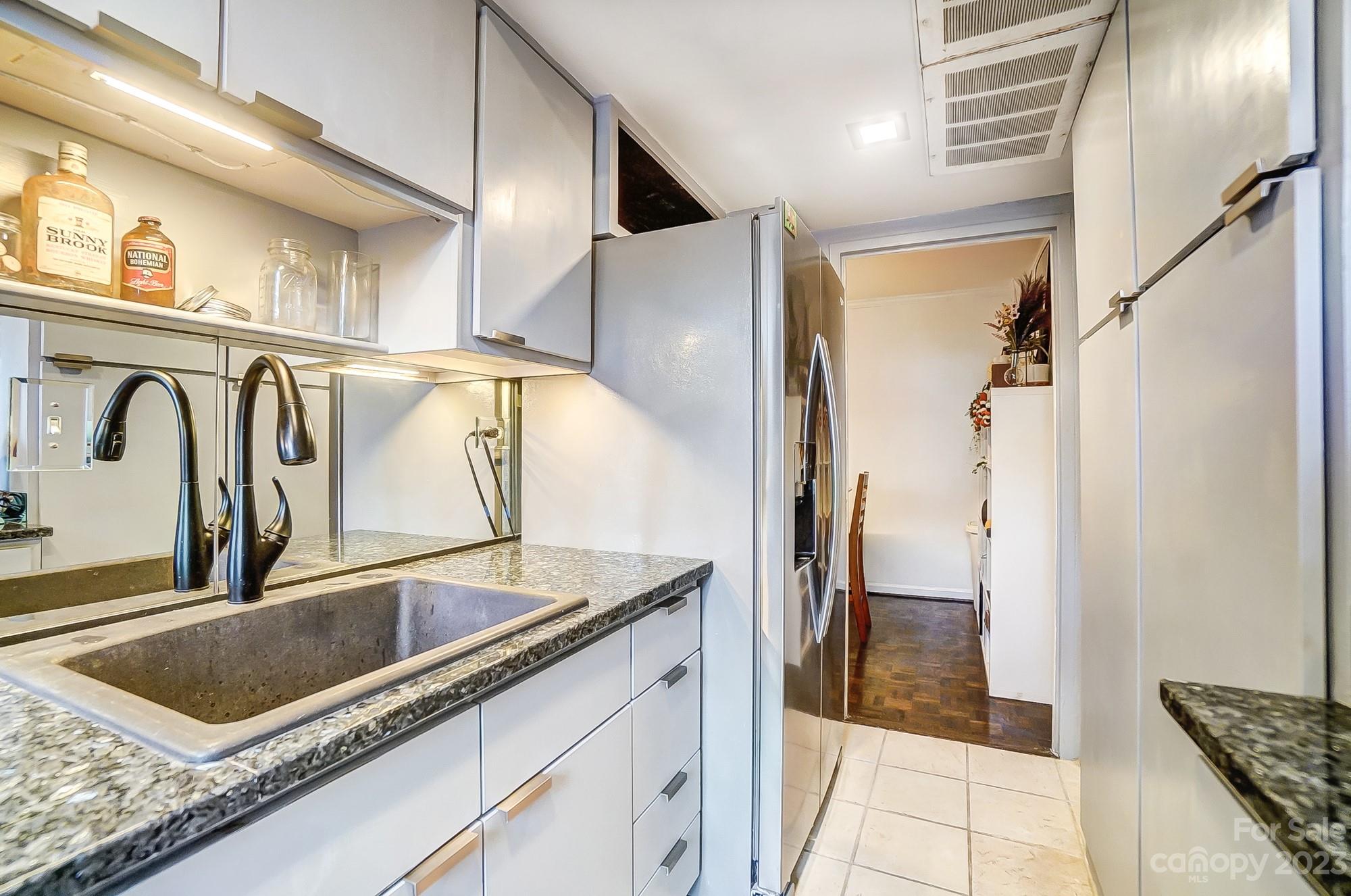 Queens Towers - Residential