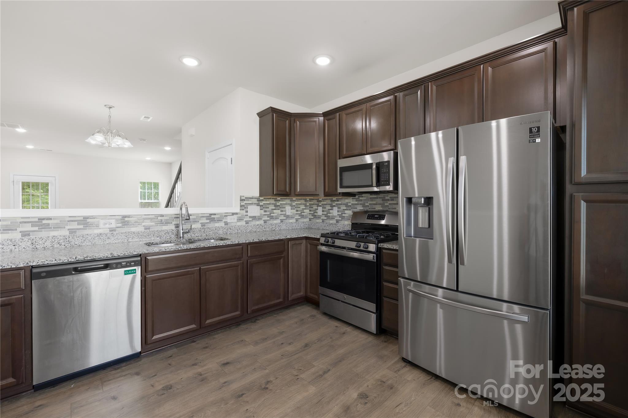 McDowell Crossing - Residential Lease