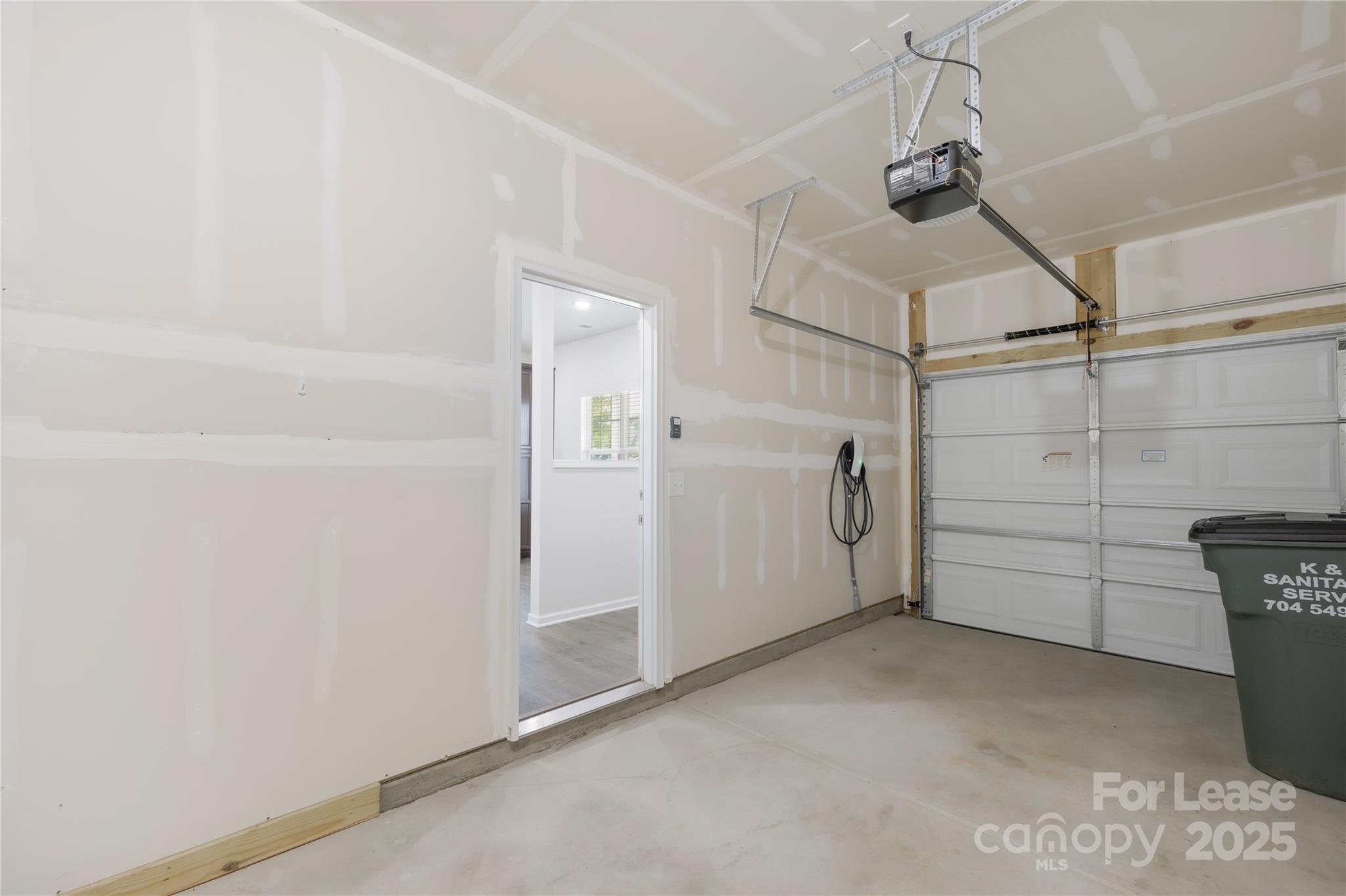 McDowell Crossing - Residential Lease