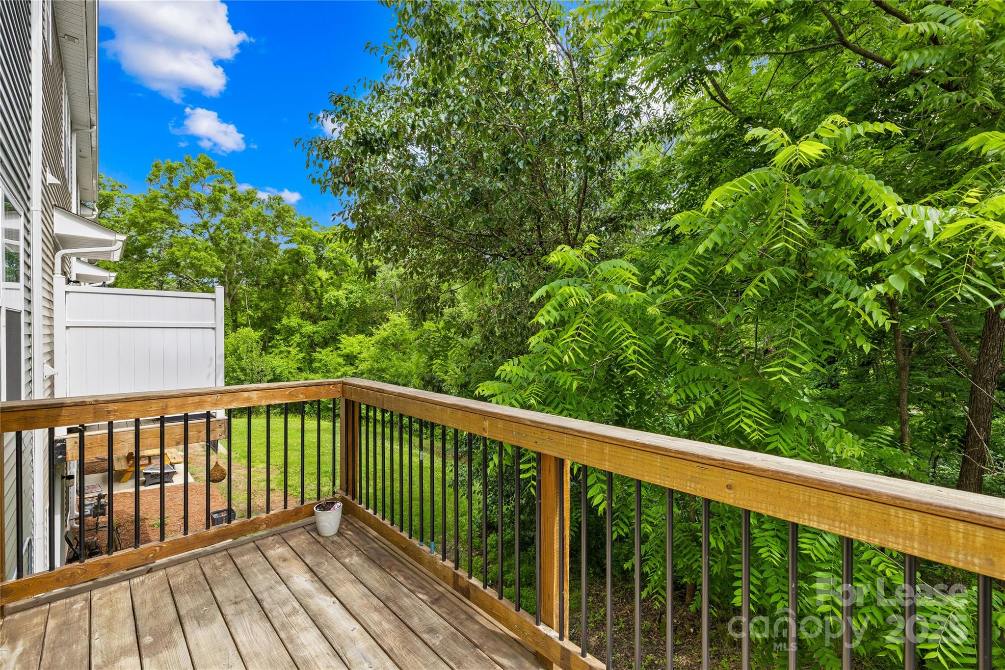 McDowell Crossing - Residential Lease