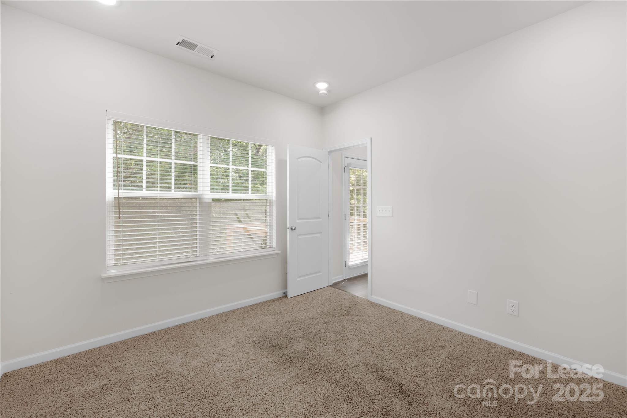 McDowell Crossing - Residential Lease