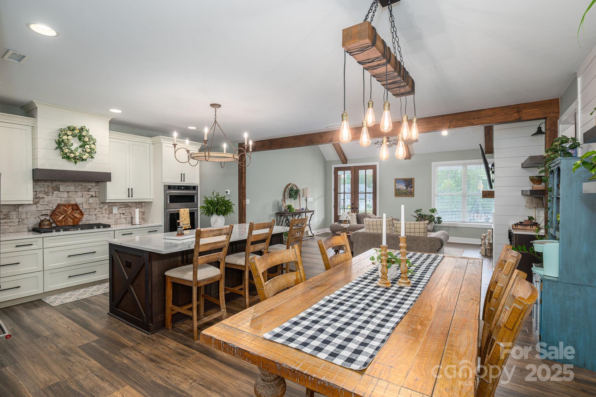 Magnolia - Residential