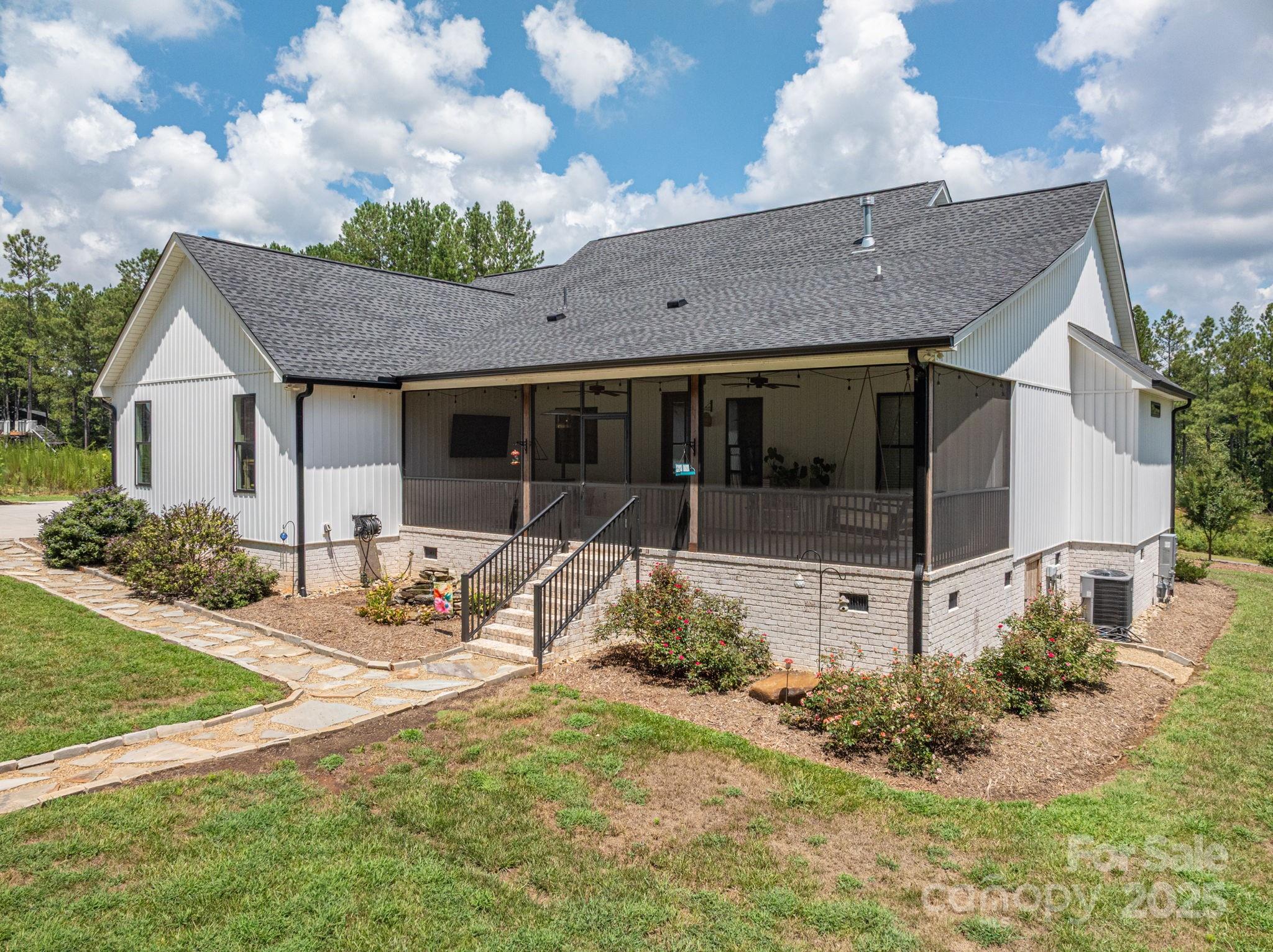 Magnolia - Residential