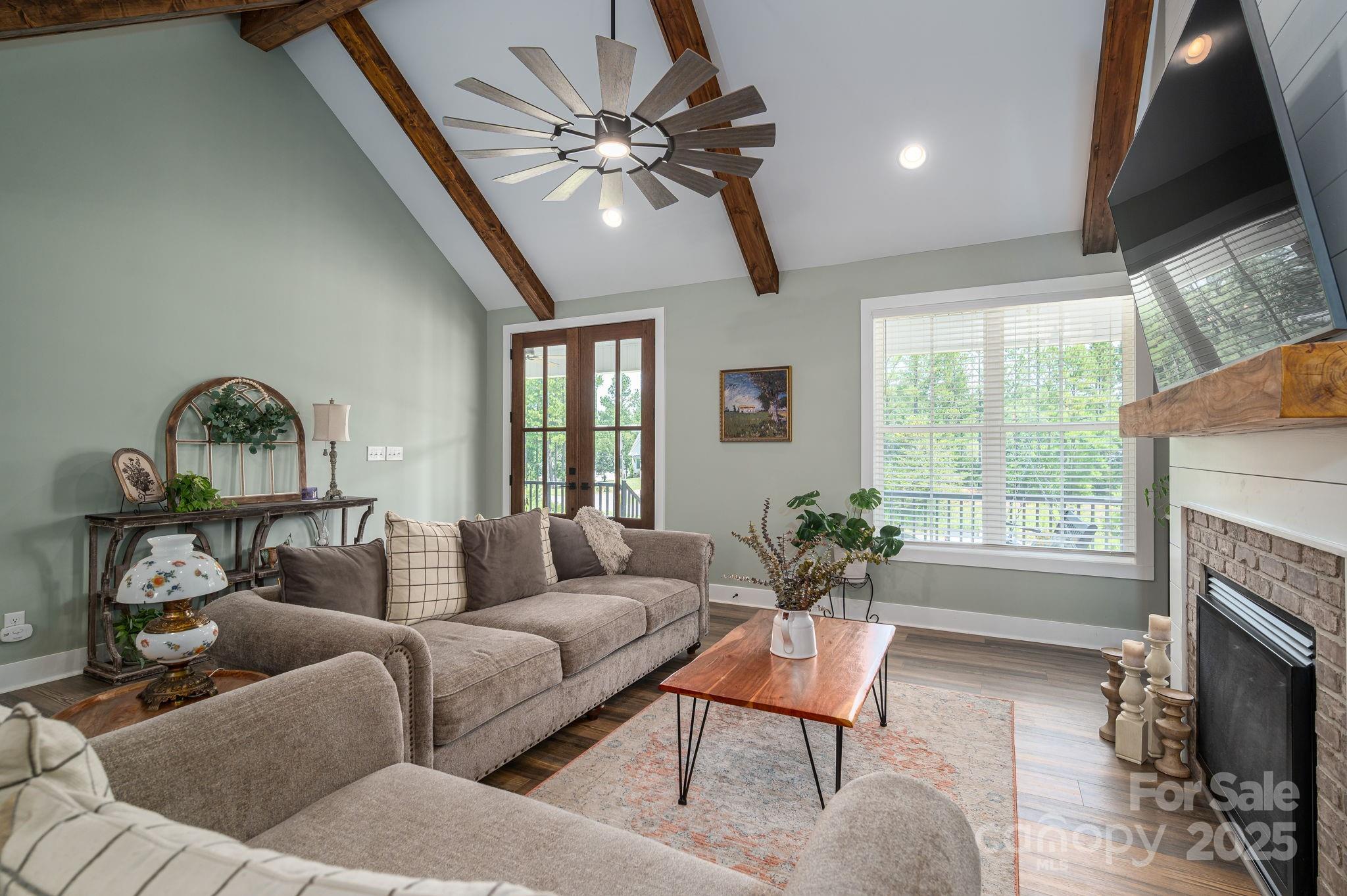 Magnolia - Residential