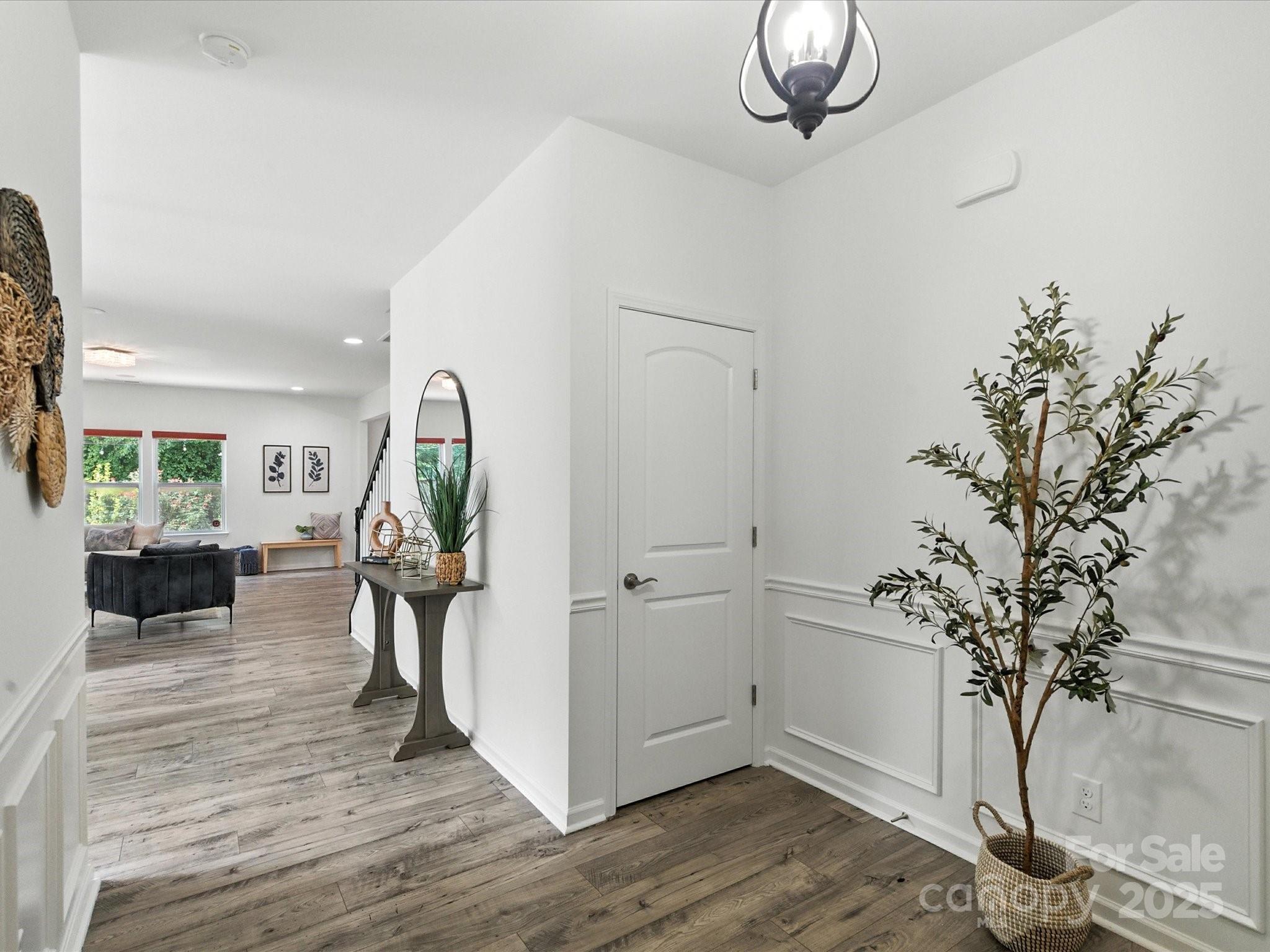 1017 Quail Run Court