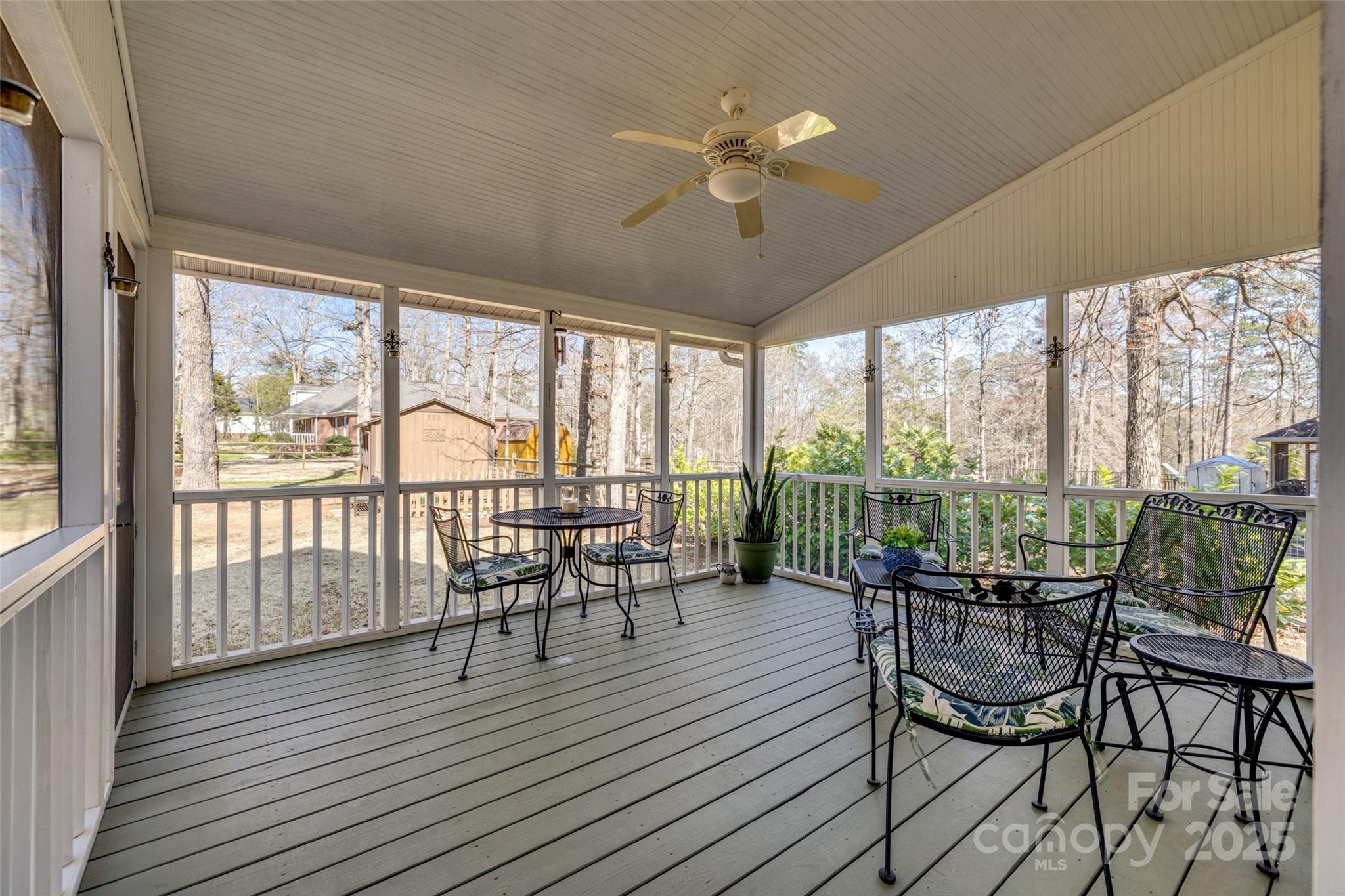 Country Woods East - Residential