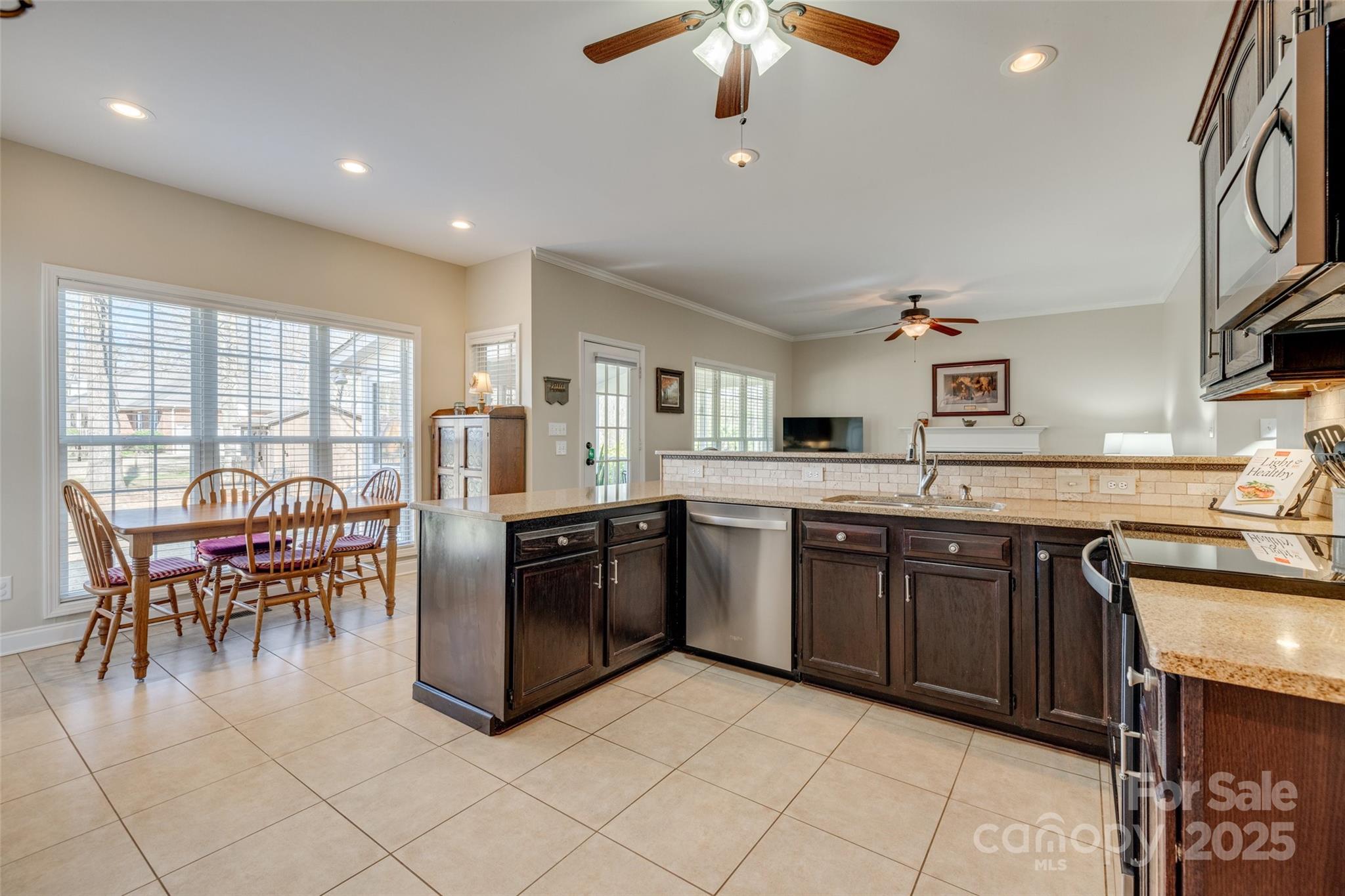 Country Woods East - Residential