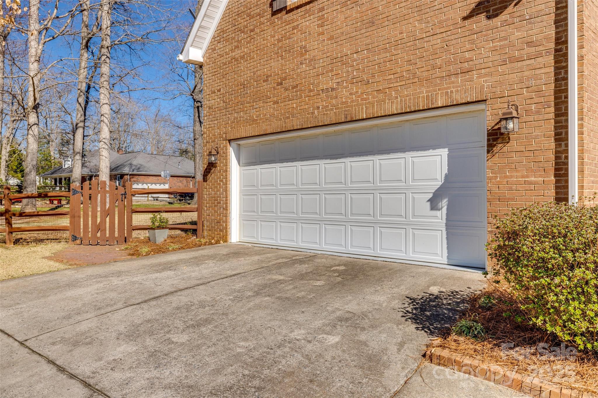 Country Woods East - Residential