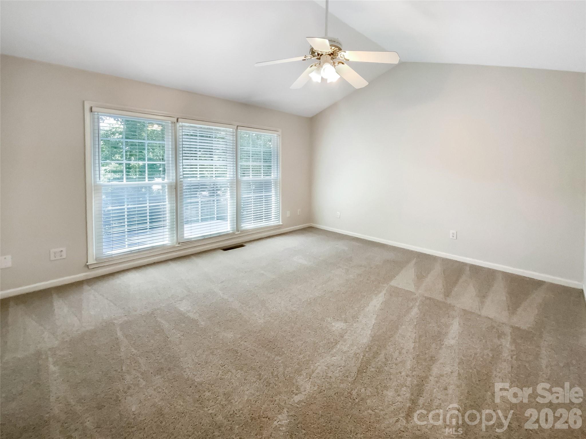 8806 Glenside Street