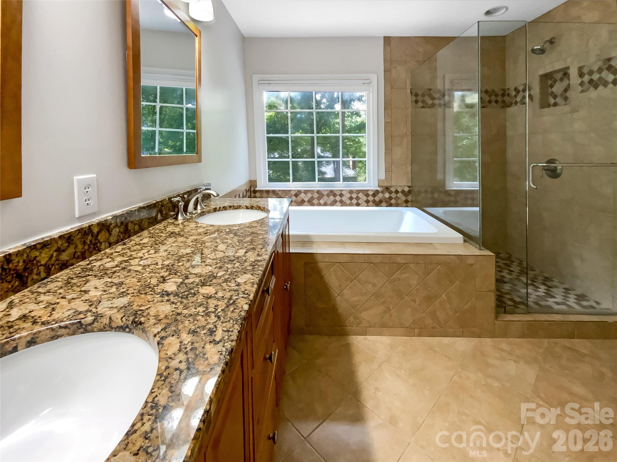 8806 Glenside Street