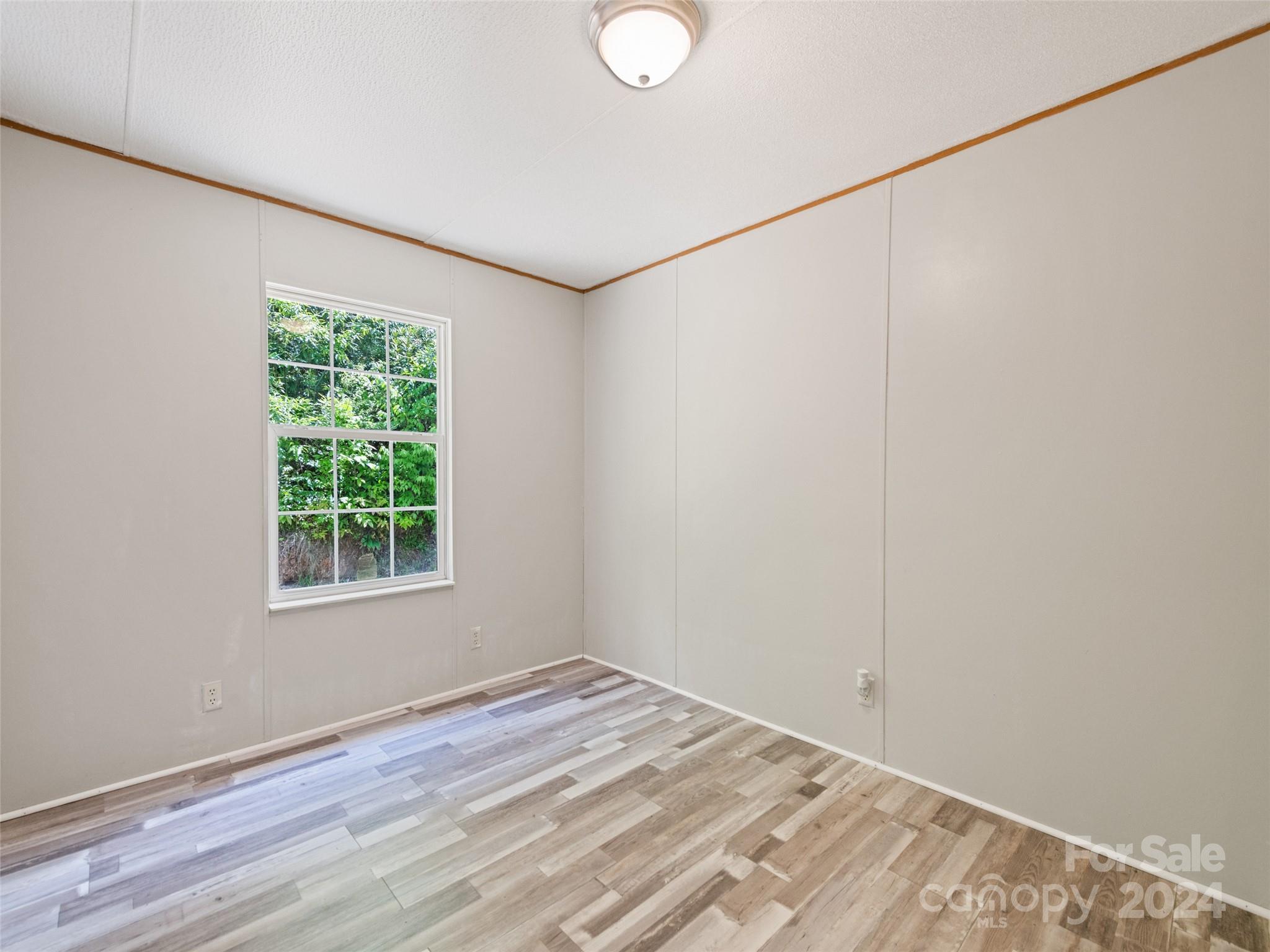 Pon De Rosa Hills - Residential