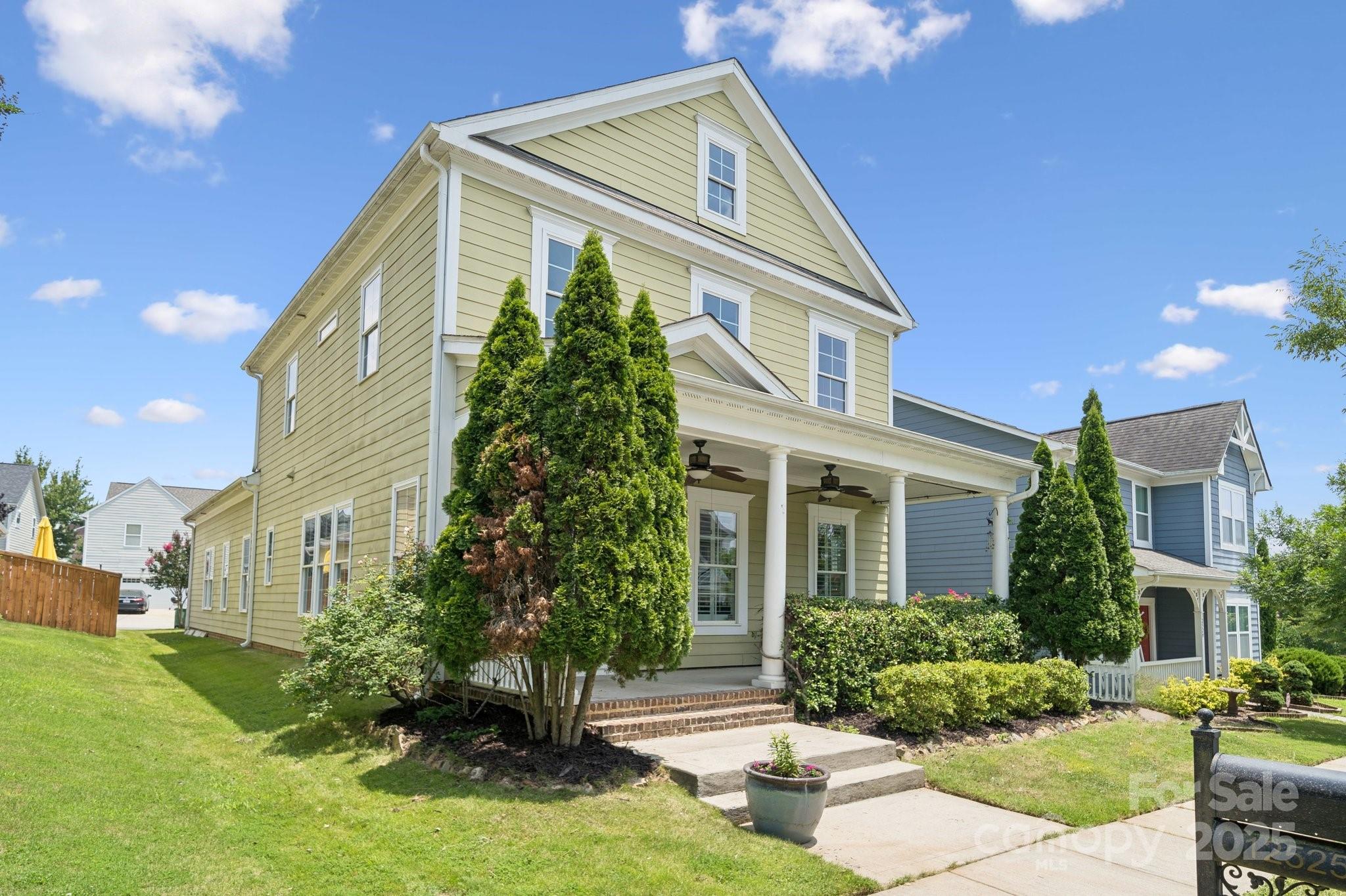 12525 Druids Glen Drive