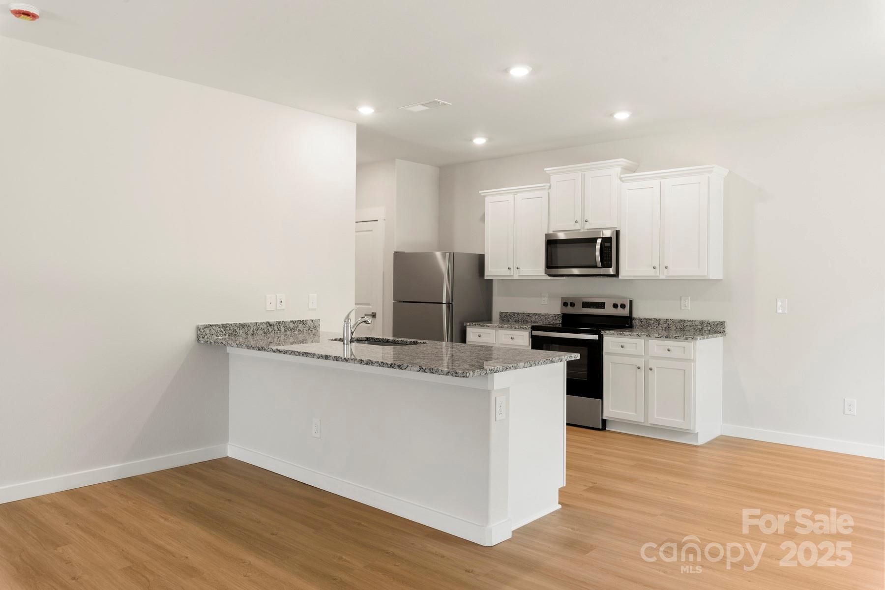 Knights Bridge - Residential