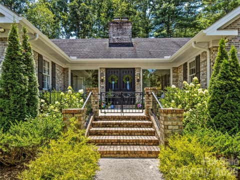 Photo of 4 Hemlock Road, Asheville, NC 28803 (MLS # 4404677)
