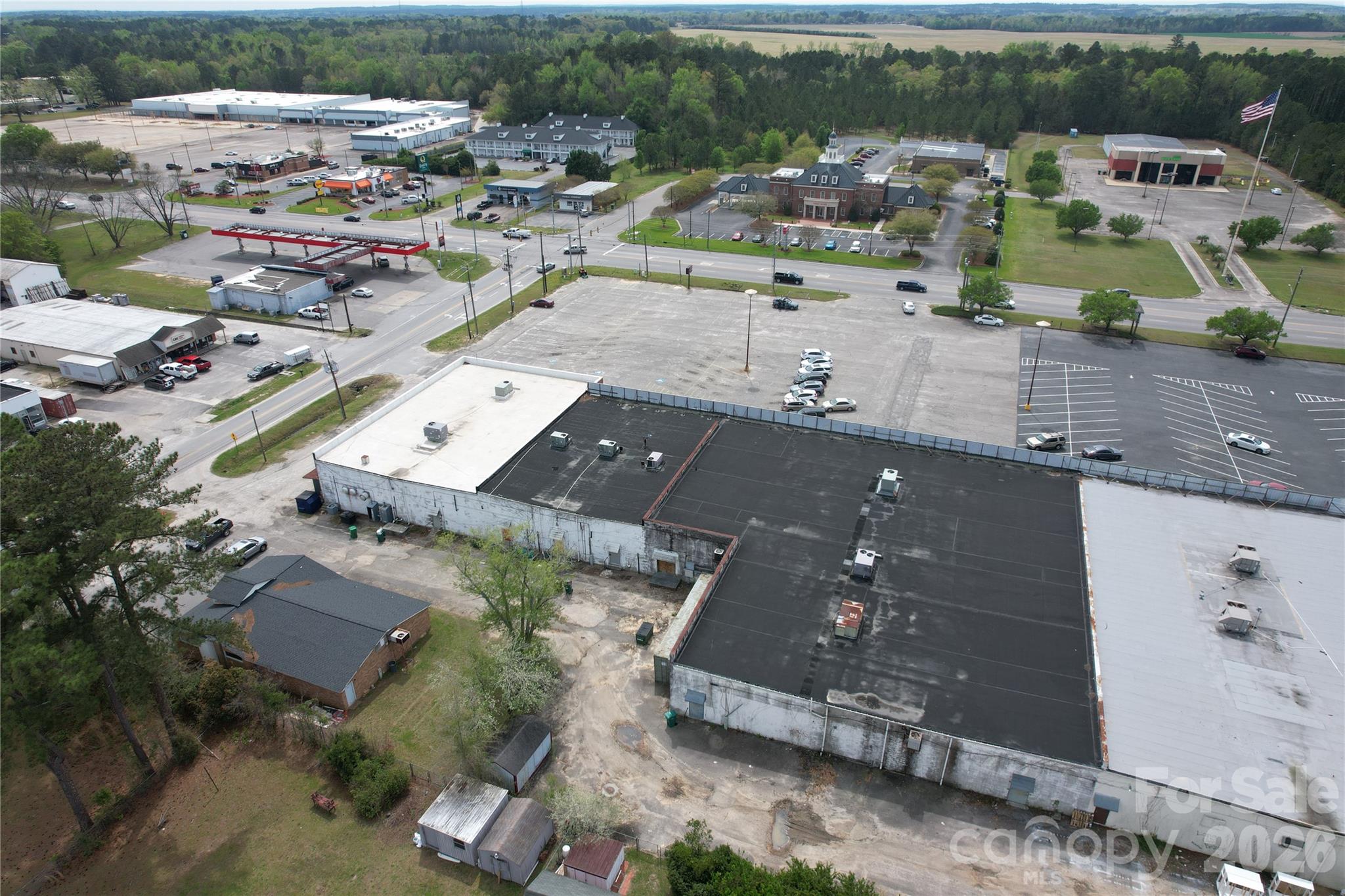 908 Chesterfield Highway