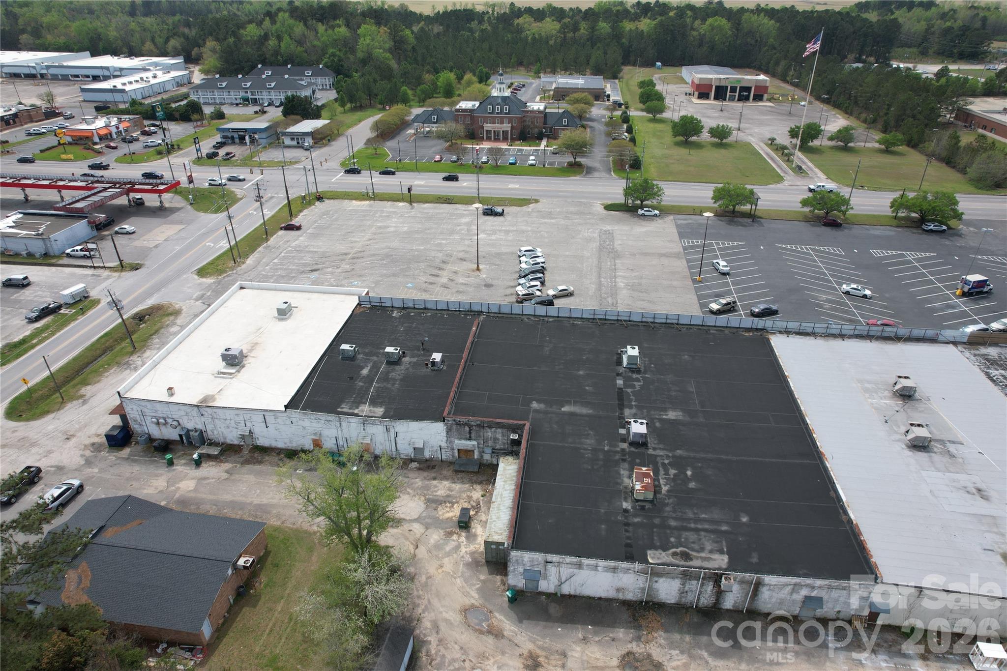 908 Chesterfield Highway