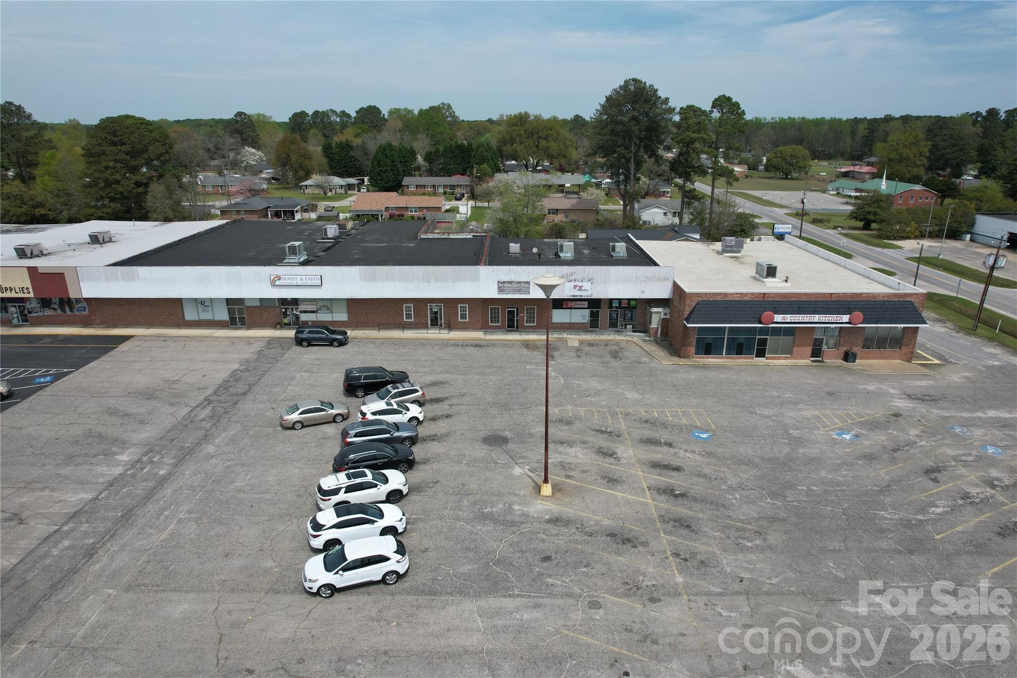 908 Chesterfield Highway