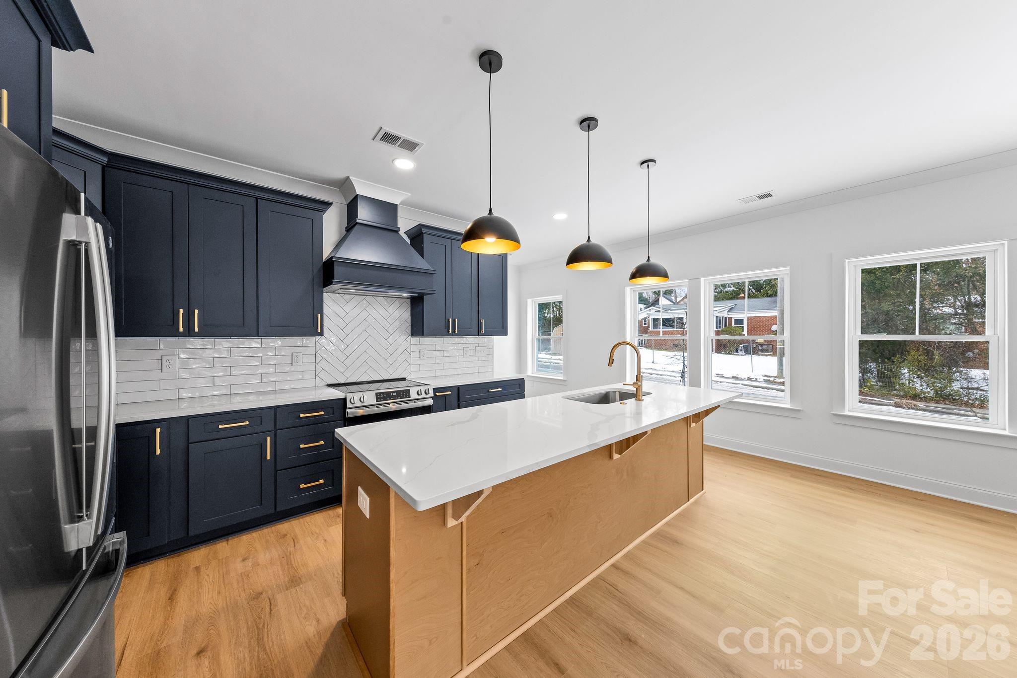 Oaklawn Park - Residential