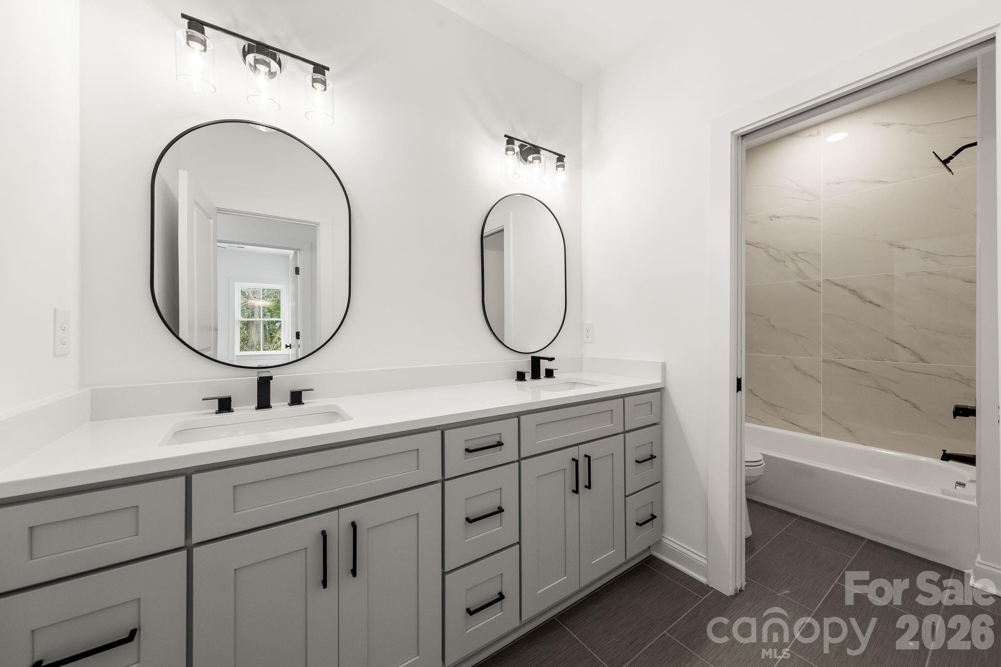 Oaklawn Park - Residential